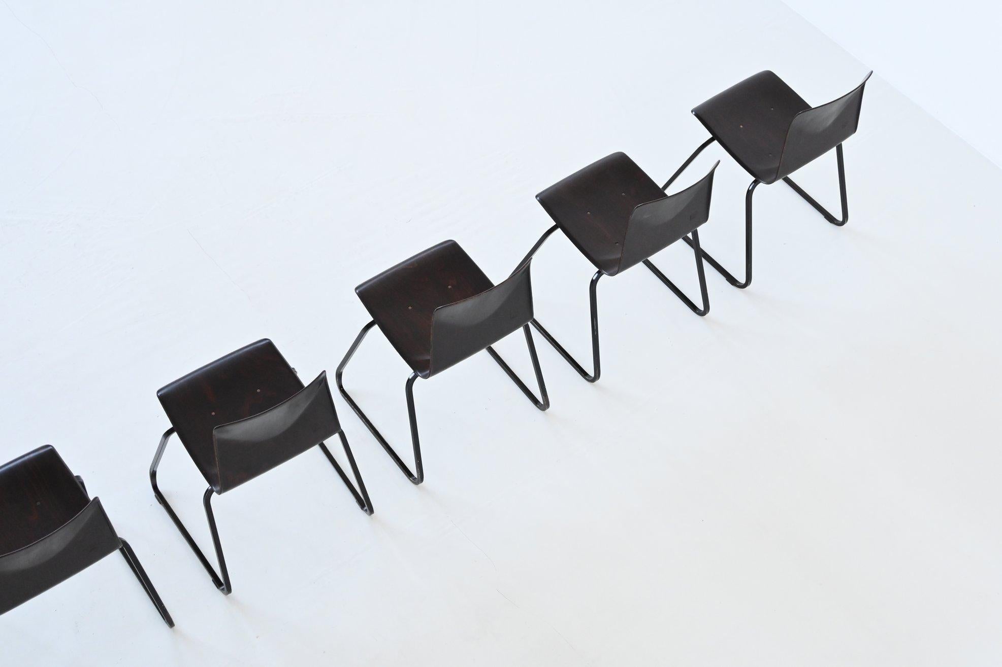 Mid-Century Modern Elmar Flototto model S23 stacking chairs Pagholz Germany 1970 For Sale