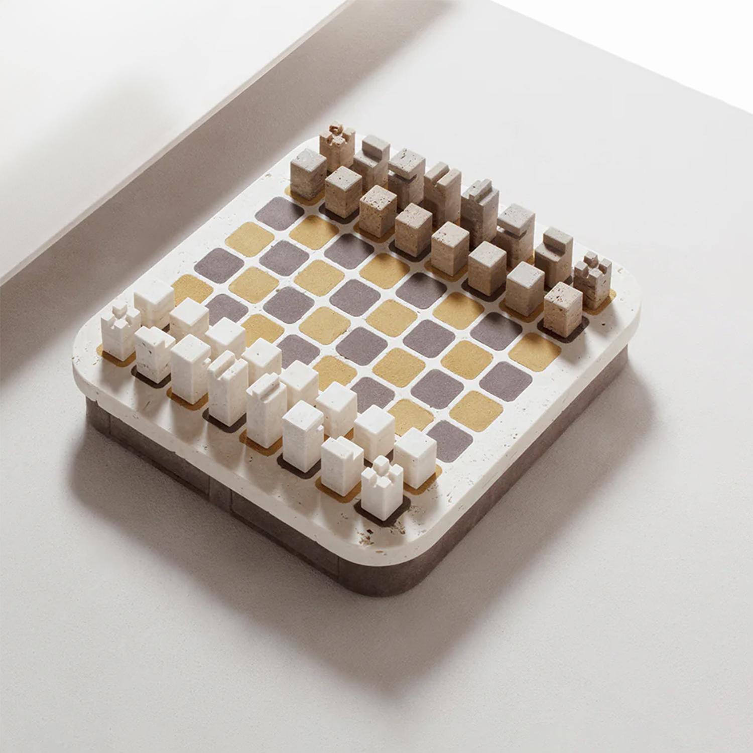 italien Game d'échecs en travertin Elmor en vente