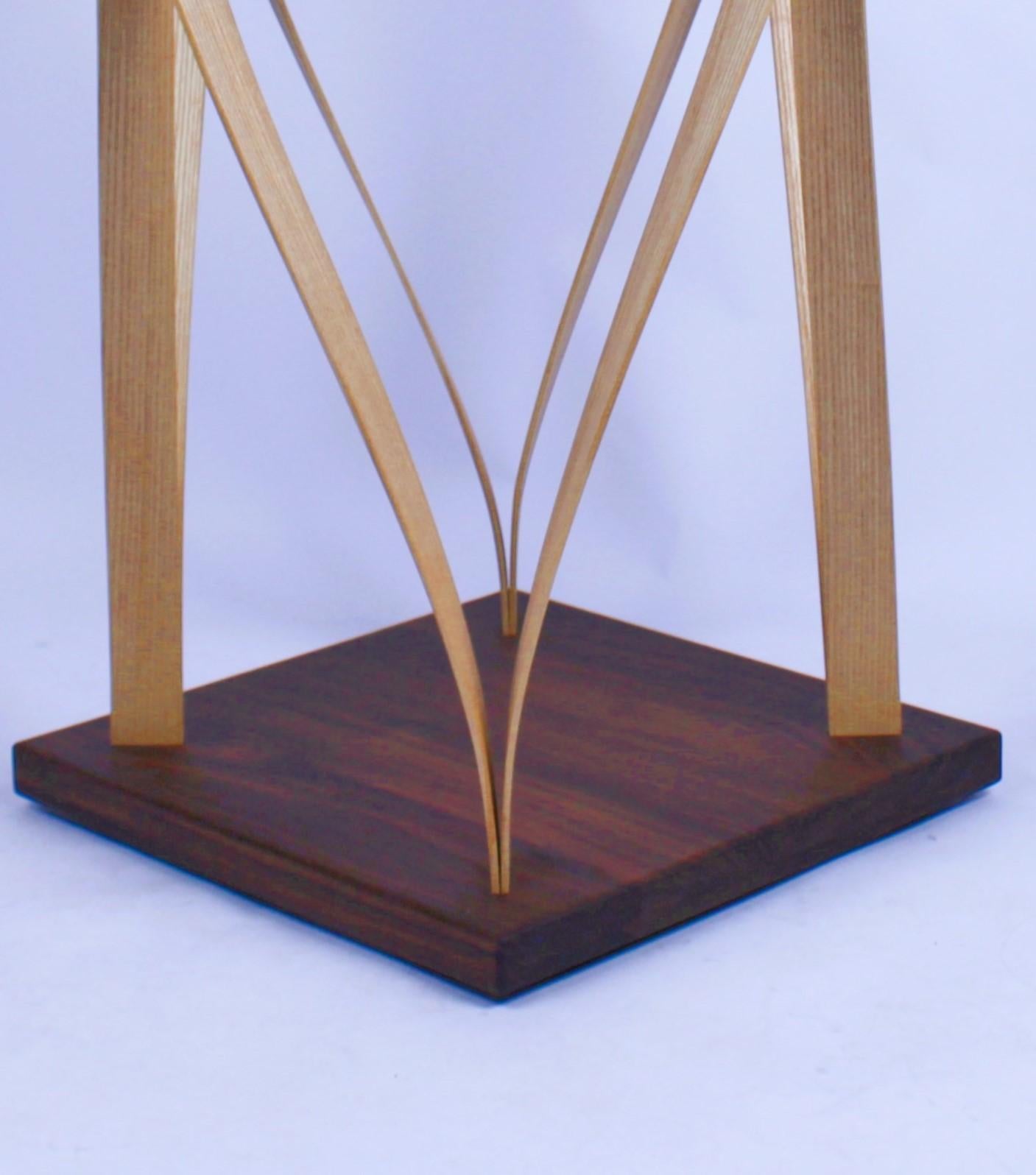 Mesa auxiliar de madera Elms Ceniza en venta