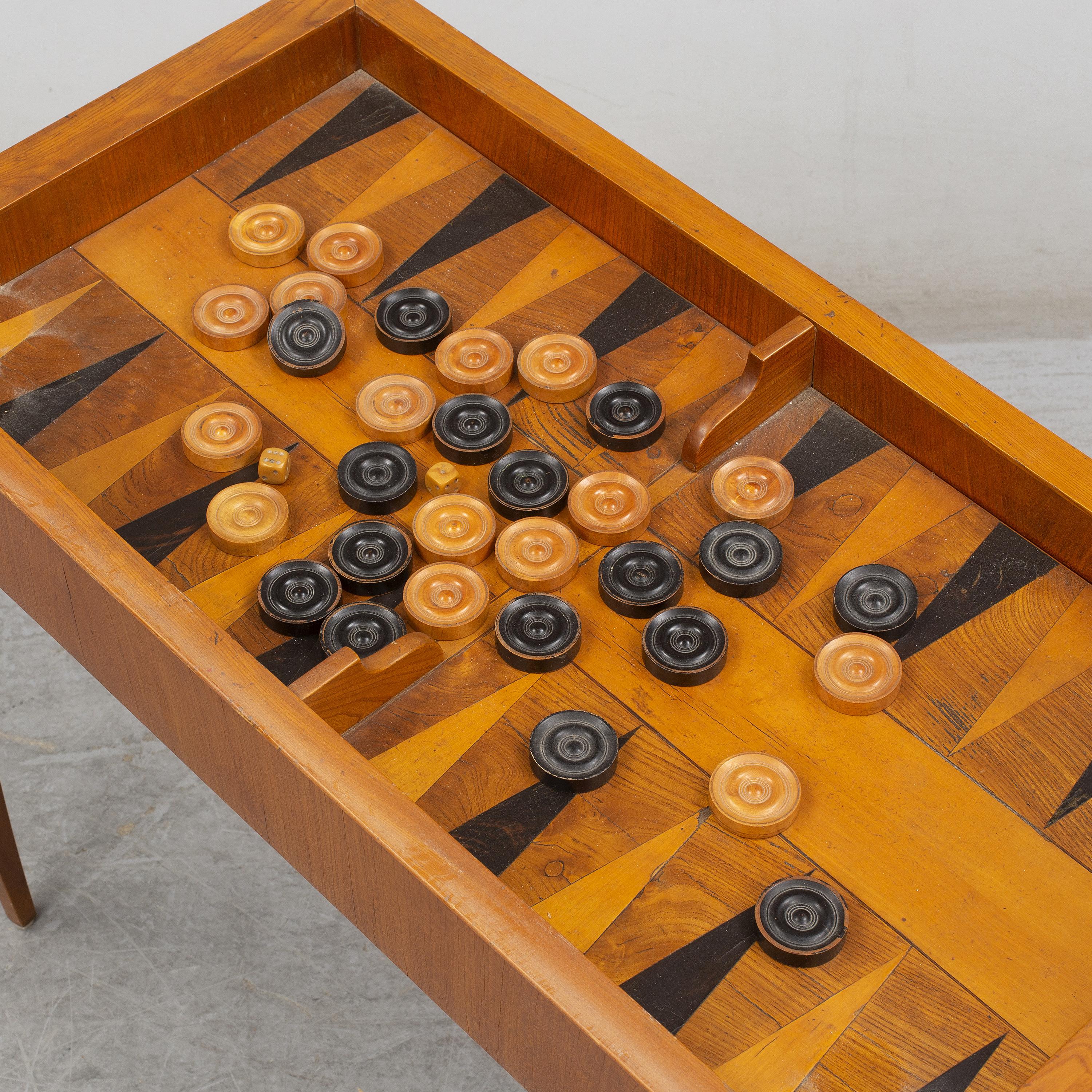 19th Century Elmwood Backgammon Game Table, 1850s