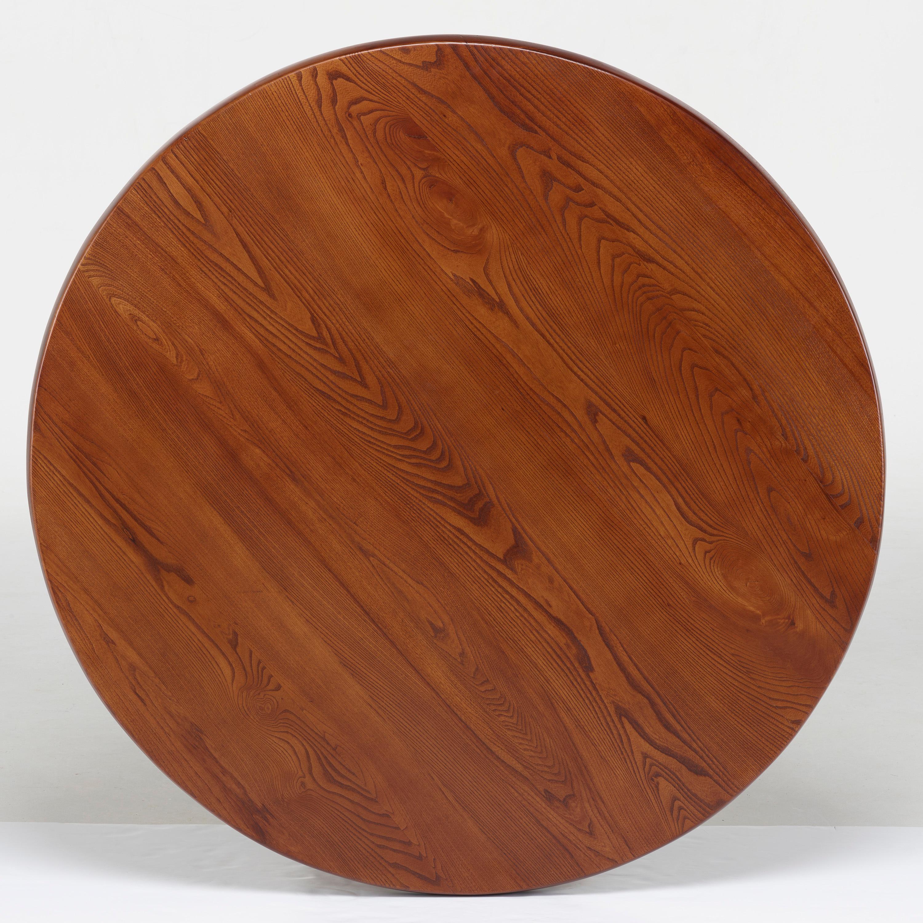 Table de salle à manger circulaire en bois d'orme modèle T21D de Pierre Chapo Bon état - En vente à Montreal, QC