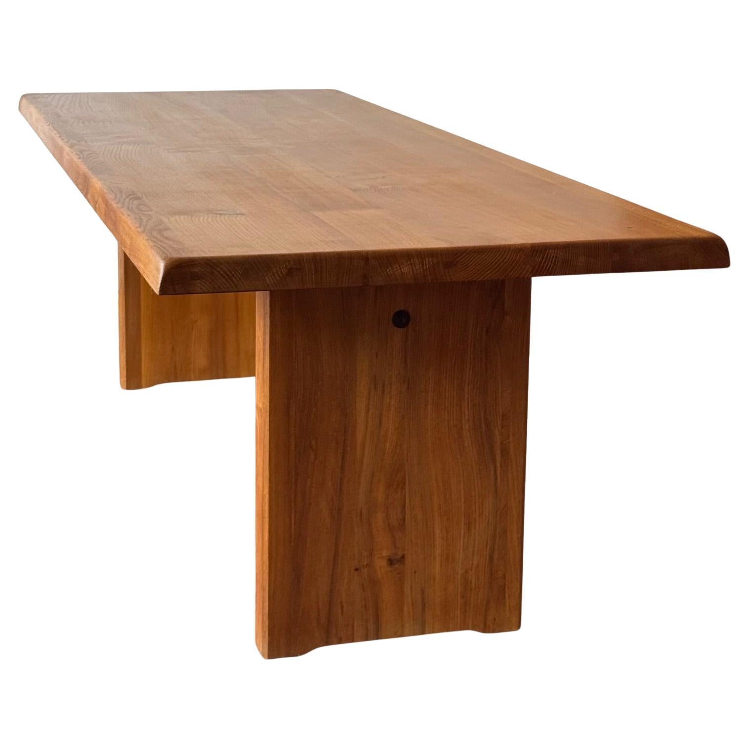 Elmwood dining Table 