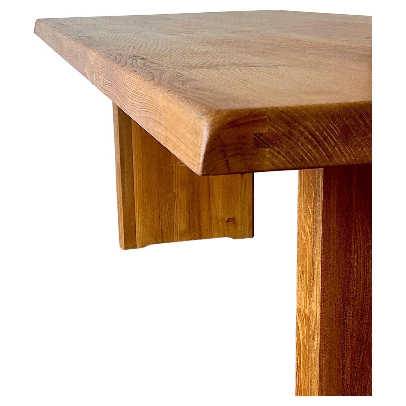 Elmwood dining Table 