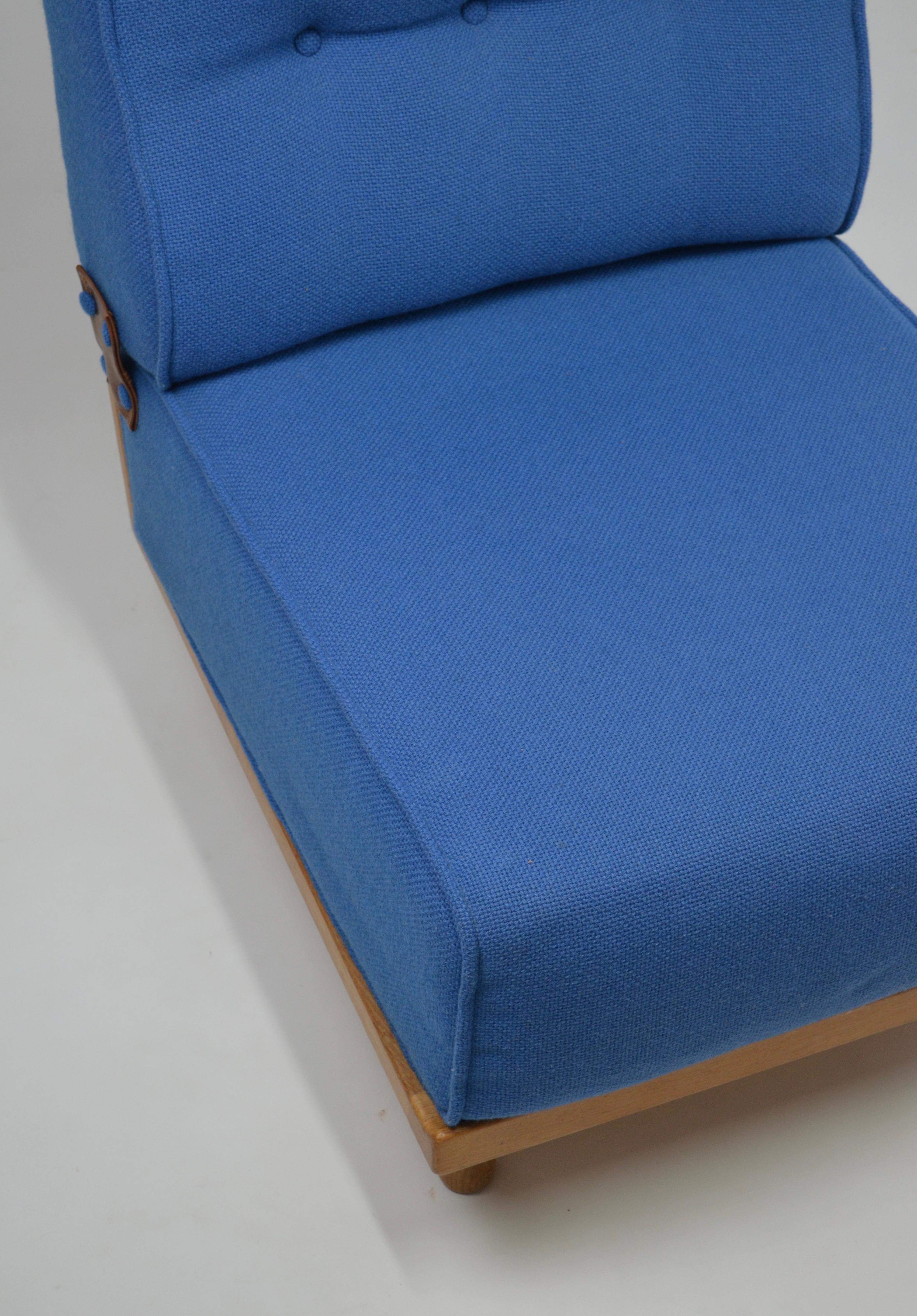 Oak Elmyre lounge chair by Guillerme & Chambron for votre Maison, 1960s