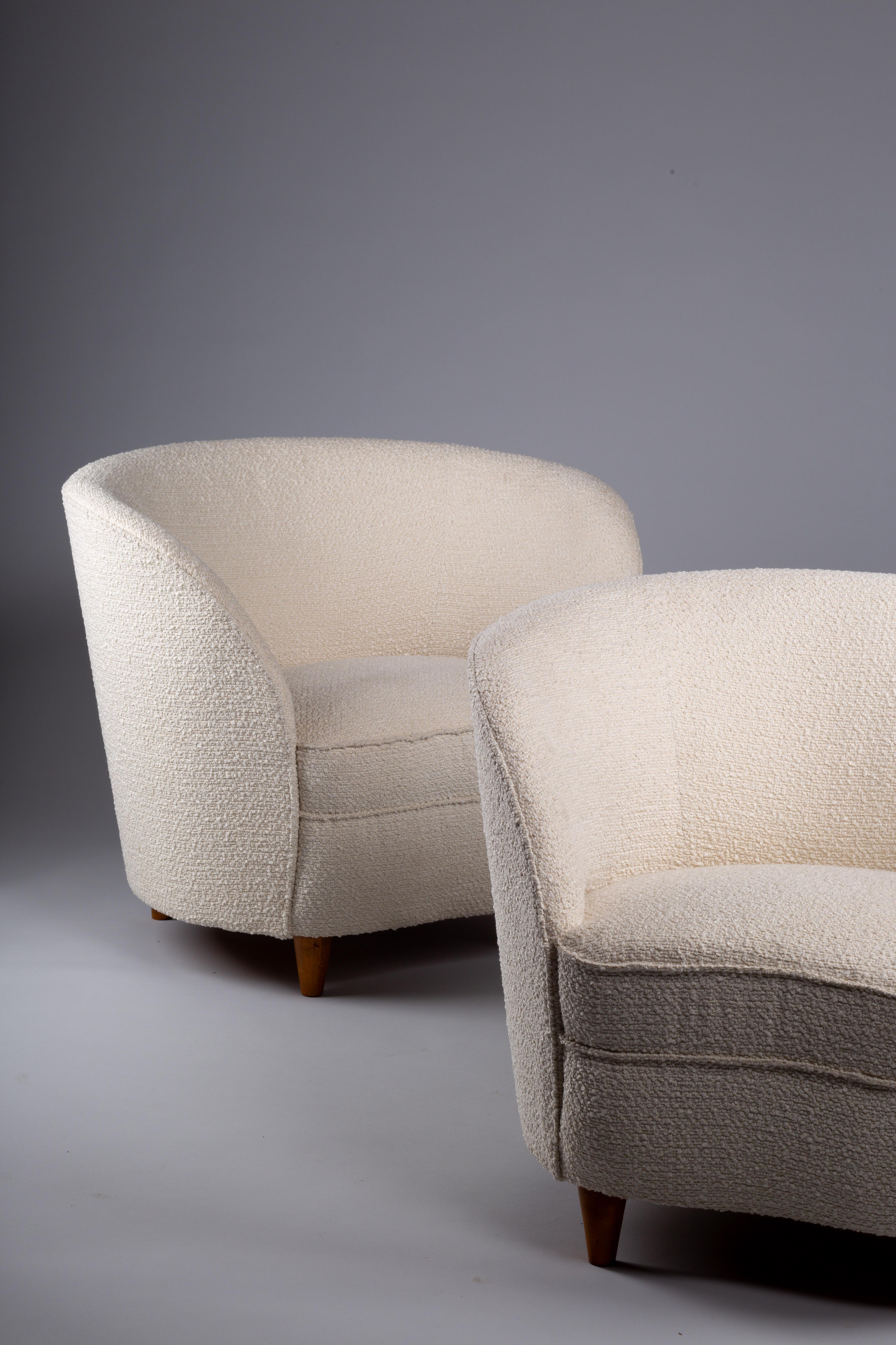 Scandinavian Modern Elna Kiljander, pair of Finnish 1930s modernist lounge chairs For Sale