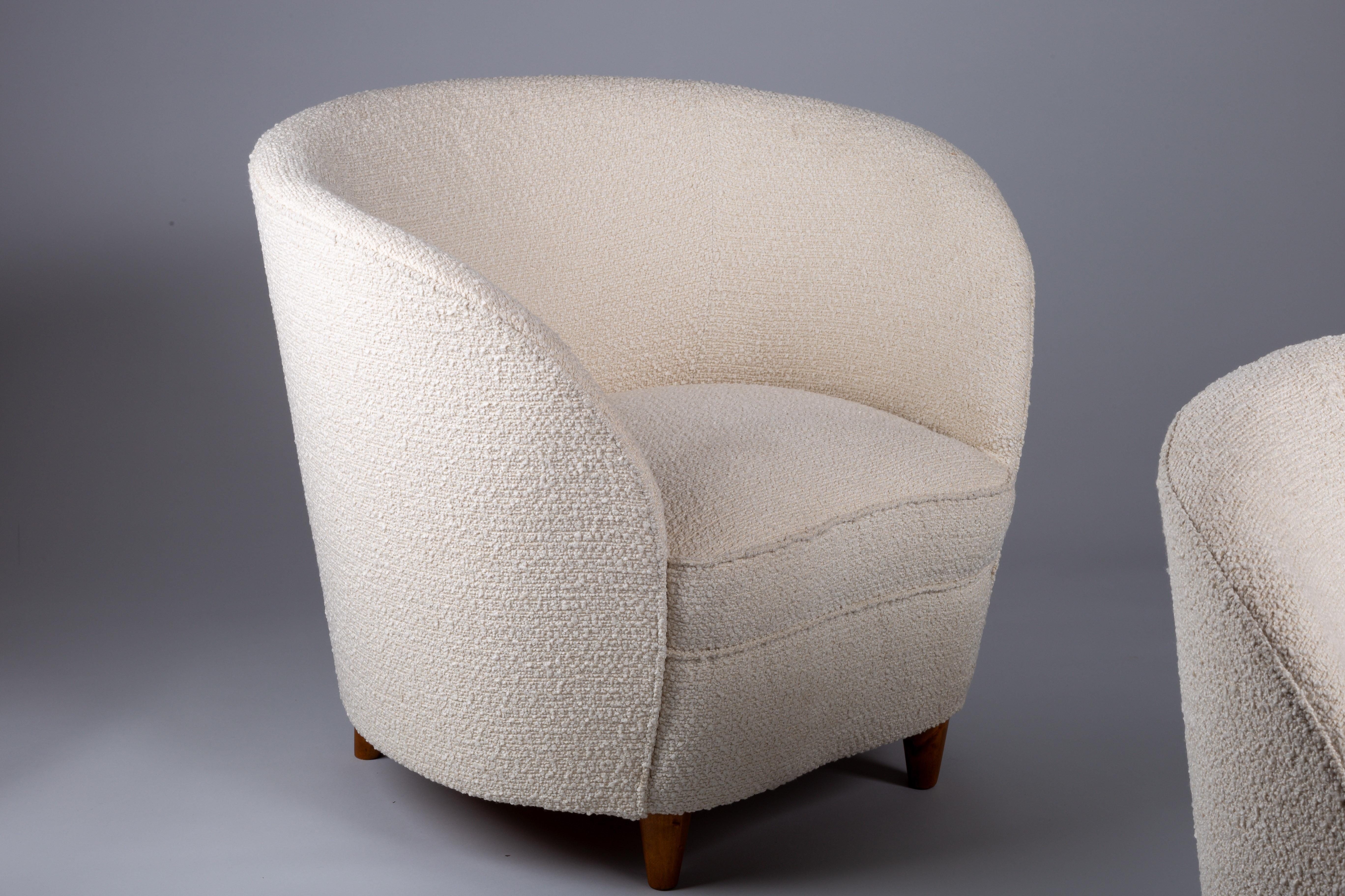 Mid-20th Century Elna Kiljander, pair of Finnish 1930s modernist lounge chairs For Sale