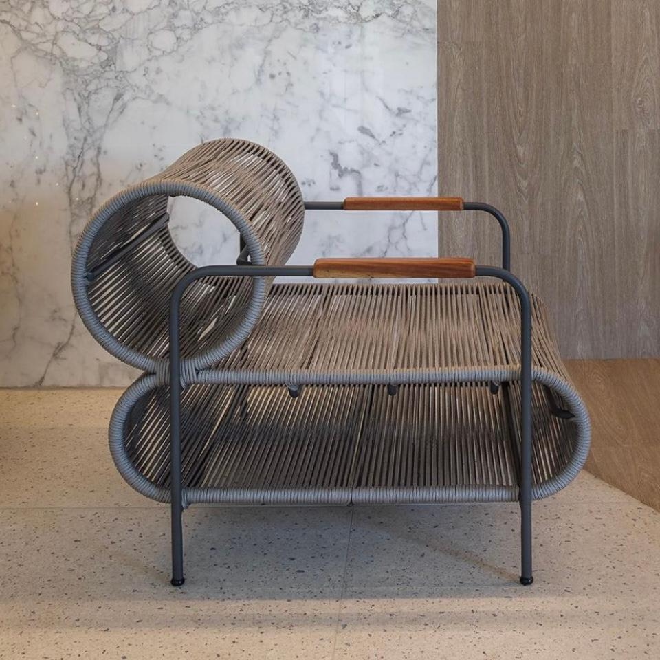 Fauteuil ELO Chaise longue In/Outdoor en métal, corde et Wood bras par Filipe Ramos en vente 4