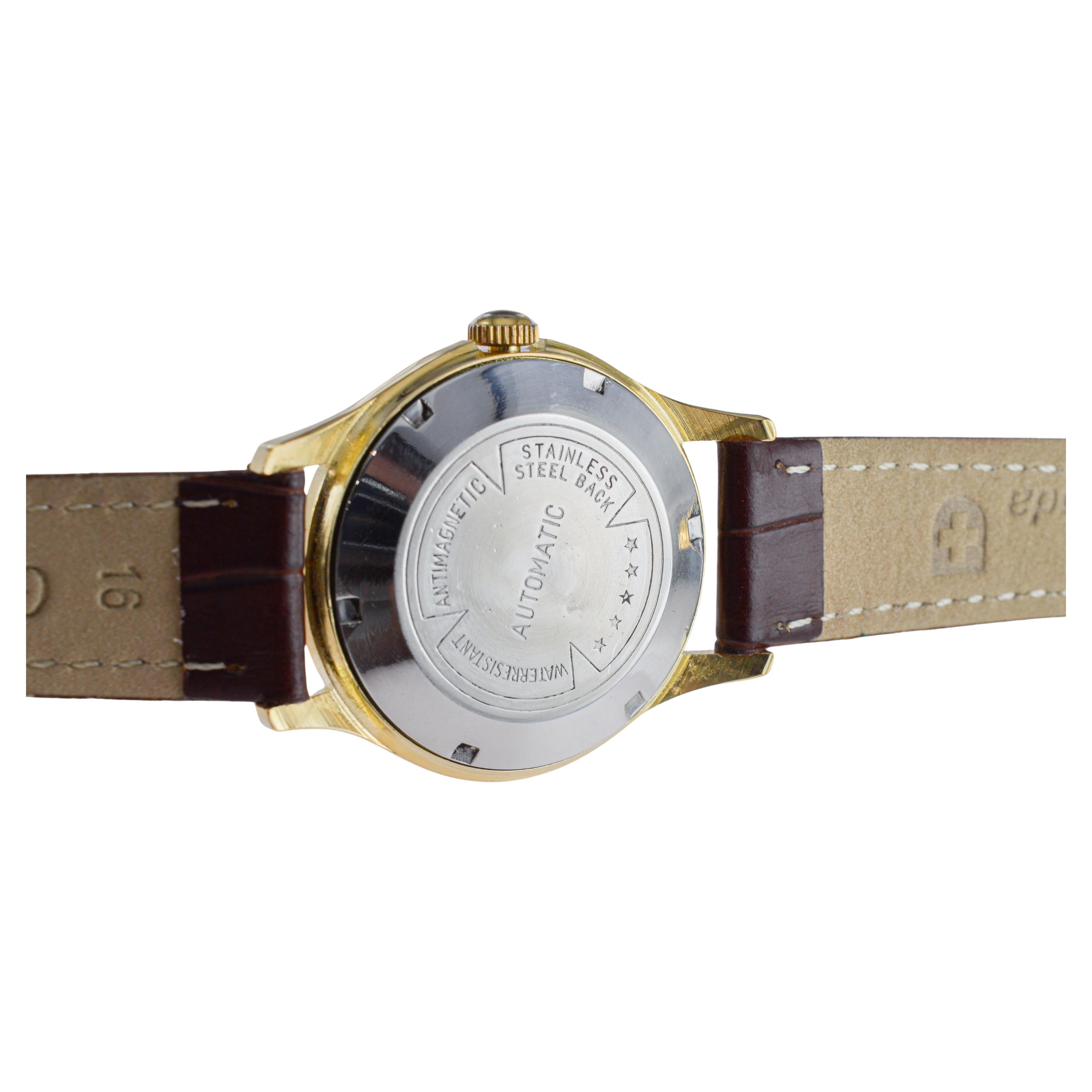 Eloga Yellow Gold Filled Art Deco Watch with Flawless Original Dial 1950's en vente 10