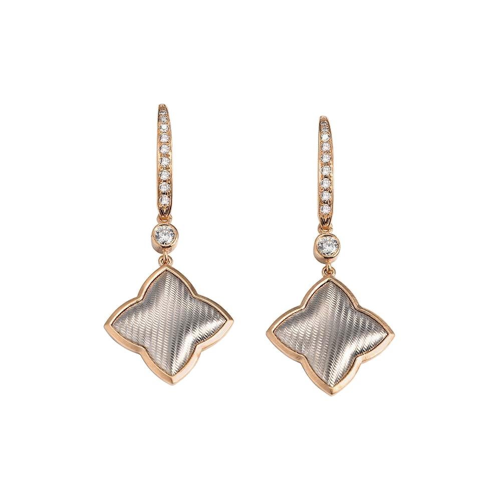 Pointed Quatrefoil Dangle Earrings 18k Rose/White Gold 20 Diamonds 0.27ct 36.0mm For Sale