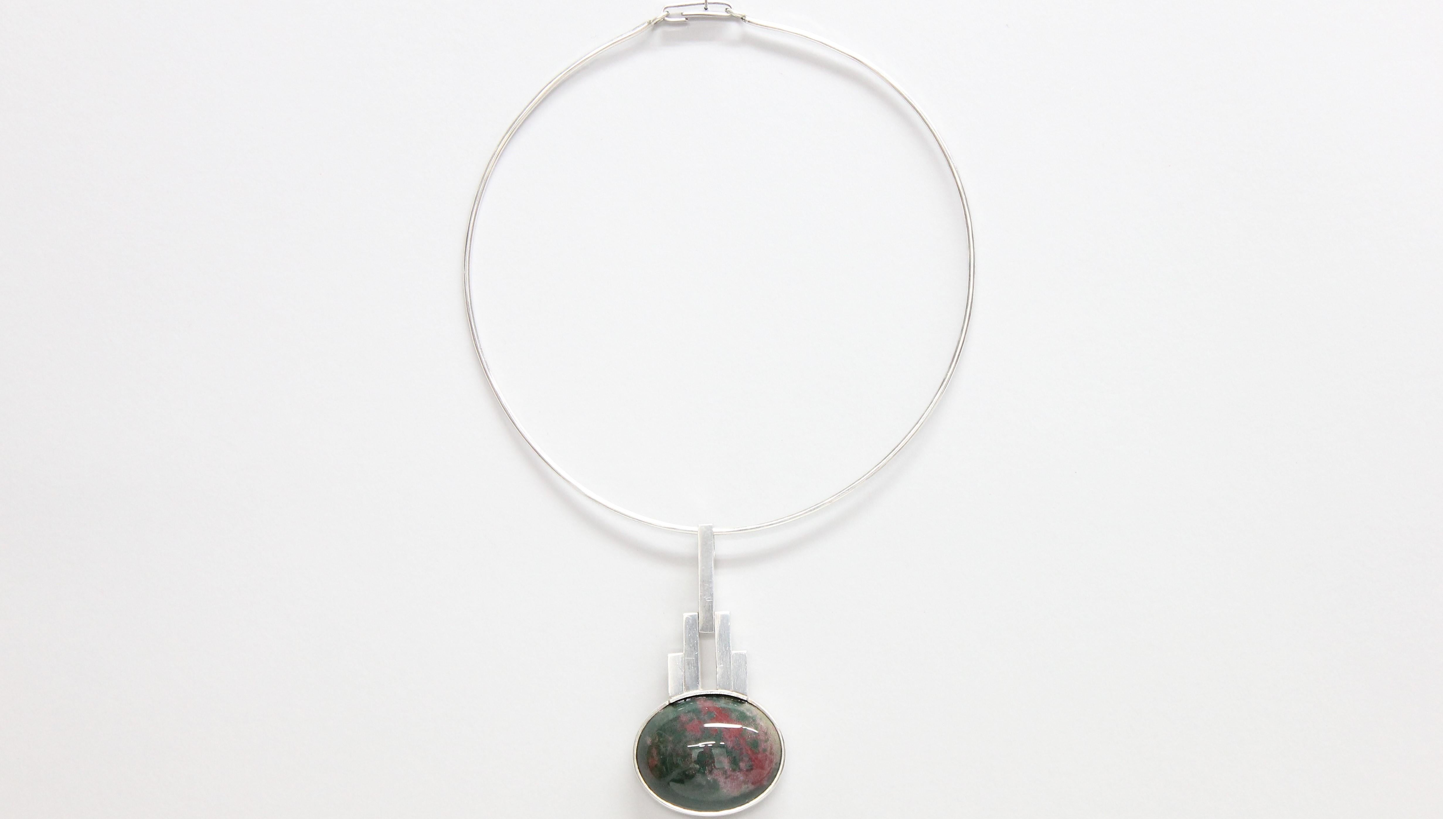 Elon Aronhill Sweden 1967 Sterling Silver with Heliotrope / Bloodstone Pendant 7