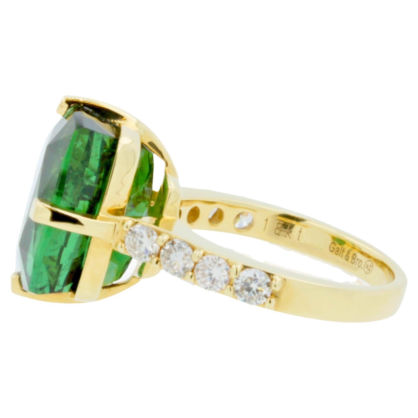 Elongated Cushion Green Tourmaline Diamond Cocktail Solitaire Prongset Gold Ring In New Condition For Sale In Oakton, VA