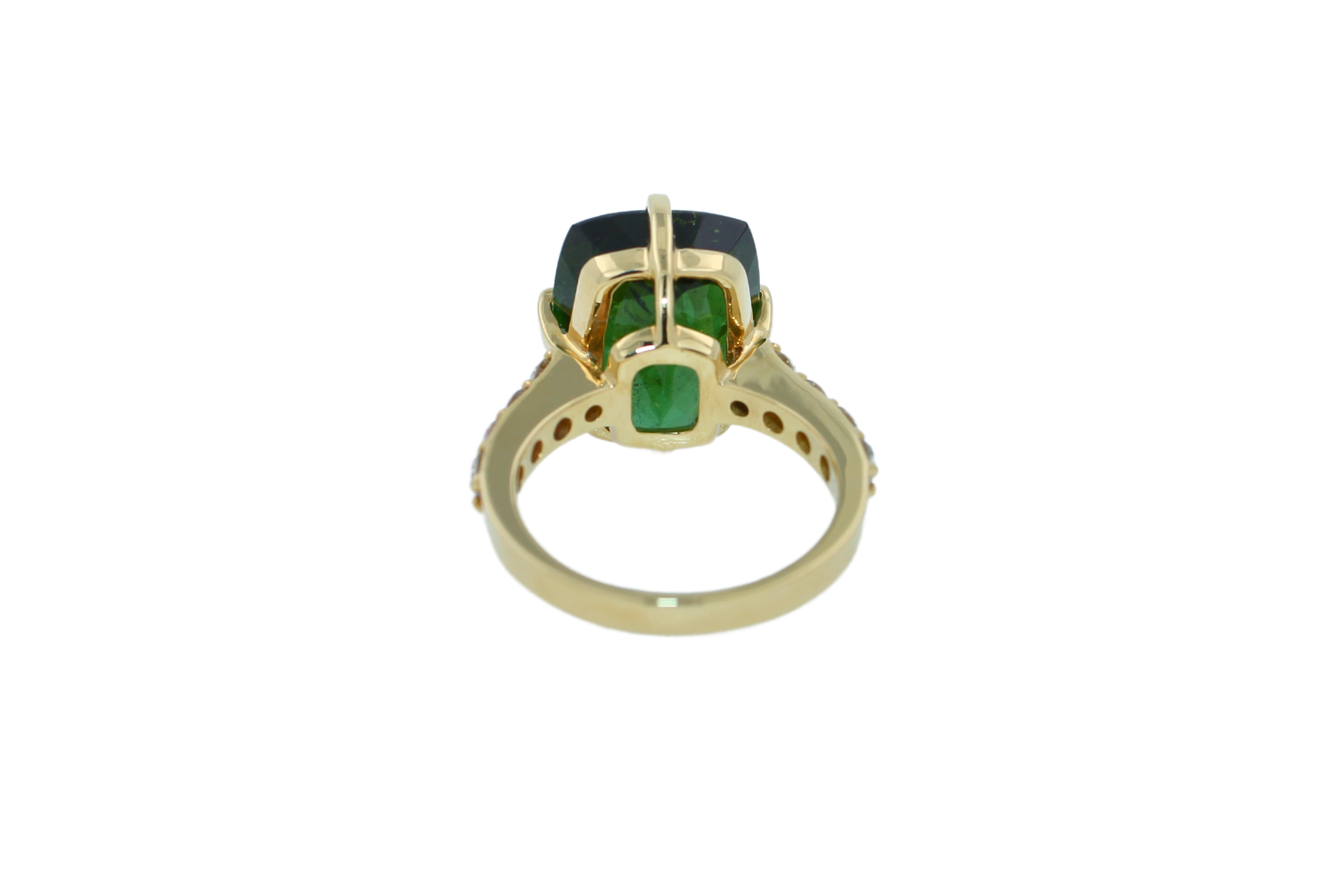 Elongated Cushion Green Tourmaline Diamond Cocktail Solitaire Prongset Gold Ring For Sale 3