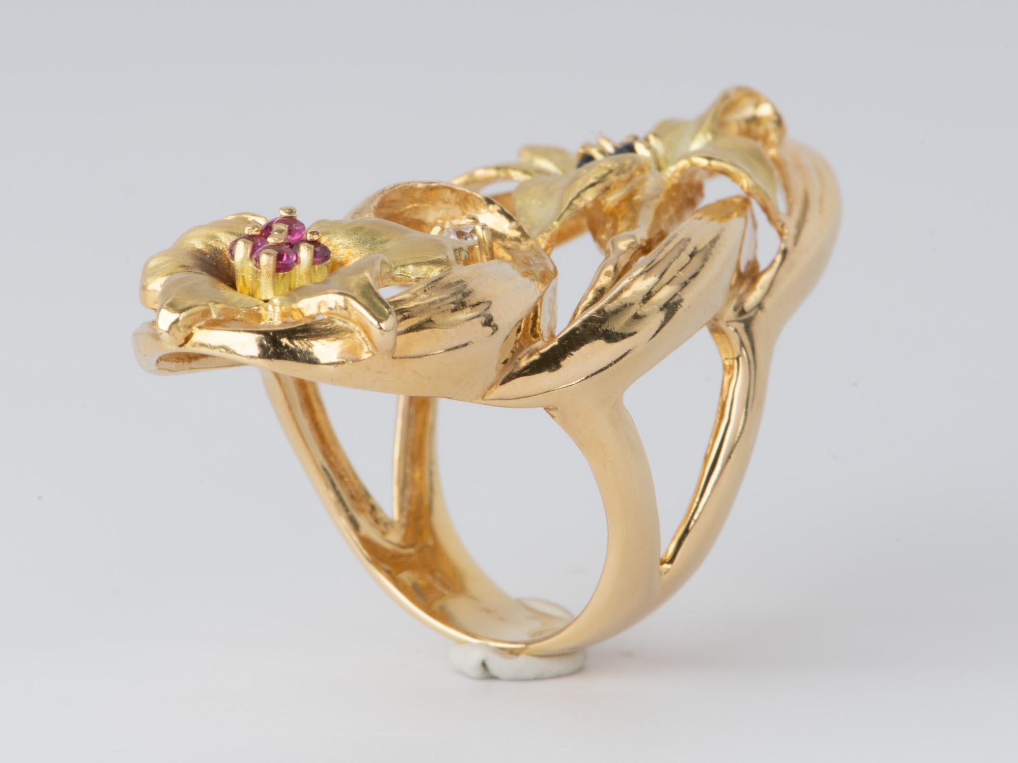 Elongated Floral Design Statement Ring 18K Gold 15.9g V1104 In New Condition For Sale In Osprey, FL