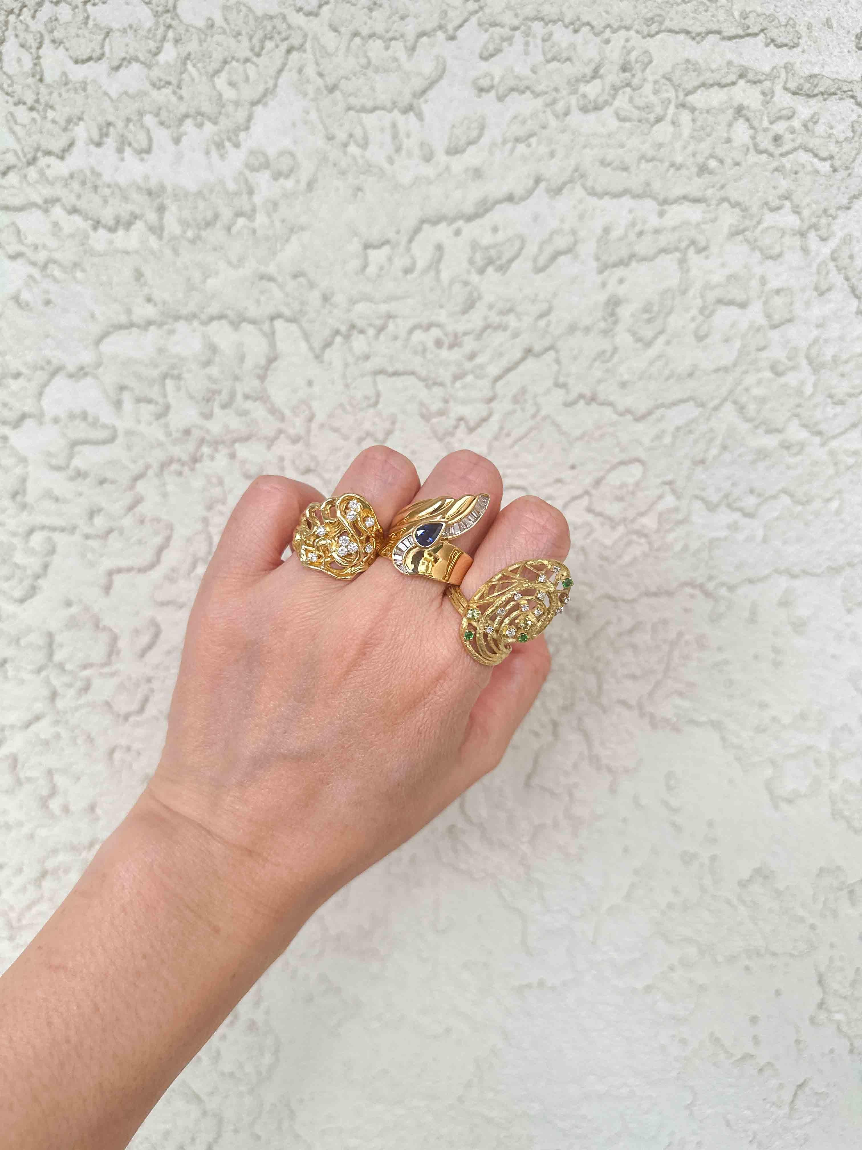 Elongated Modernist Ring with Diamond and Tsavorite 18K Gold 9g V1121 For Sale 4