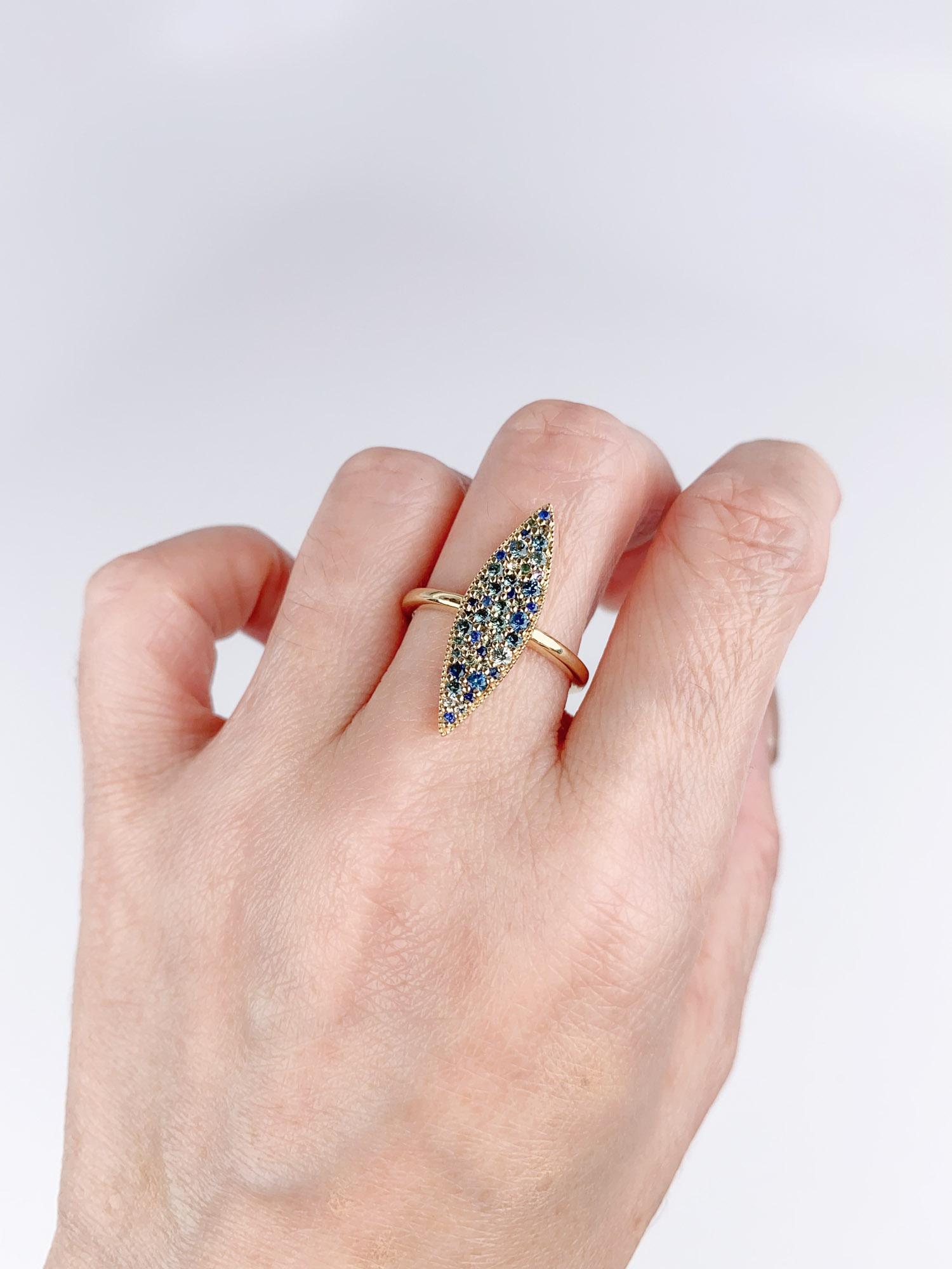 Elongated Navette Ring with Cluster Sapphire 14K Gold R6707 In New Condition For Sale In Osprey, FL