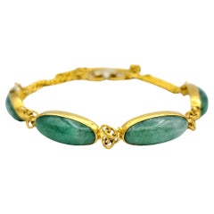 Bracelet à maillons allongés en or jaune 24 carats avec jadéite cabochon ovale