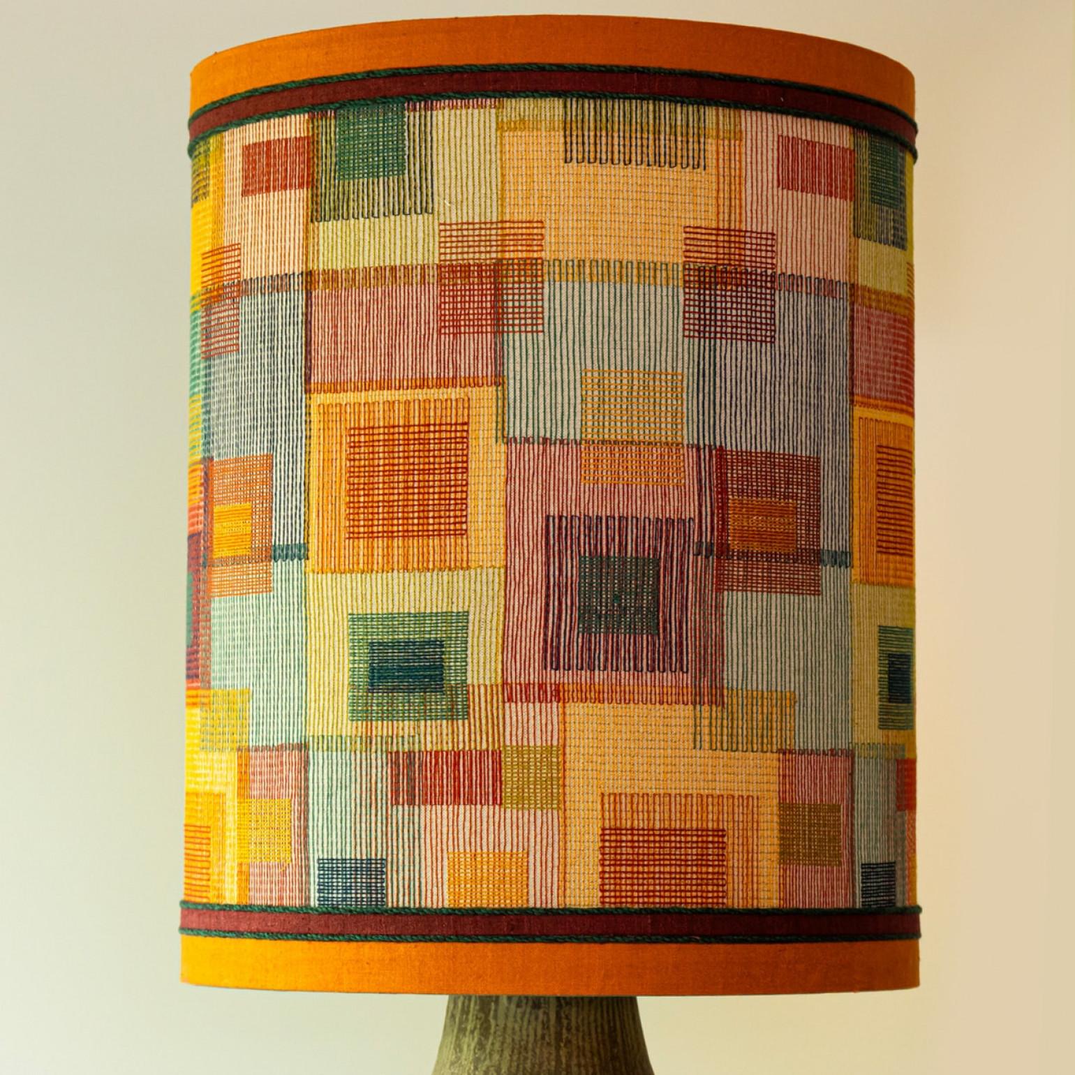 Elongated Ovoid Lime Green Ceramic Table Floor Lamp with Lampshade by R. Houben en vente 1