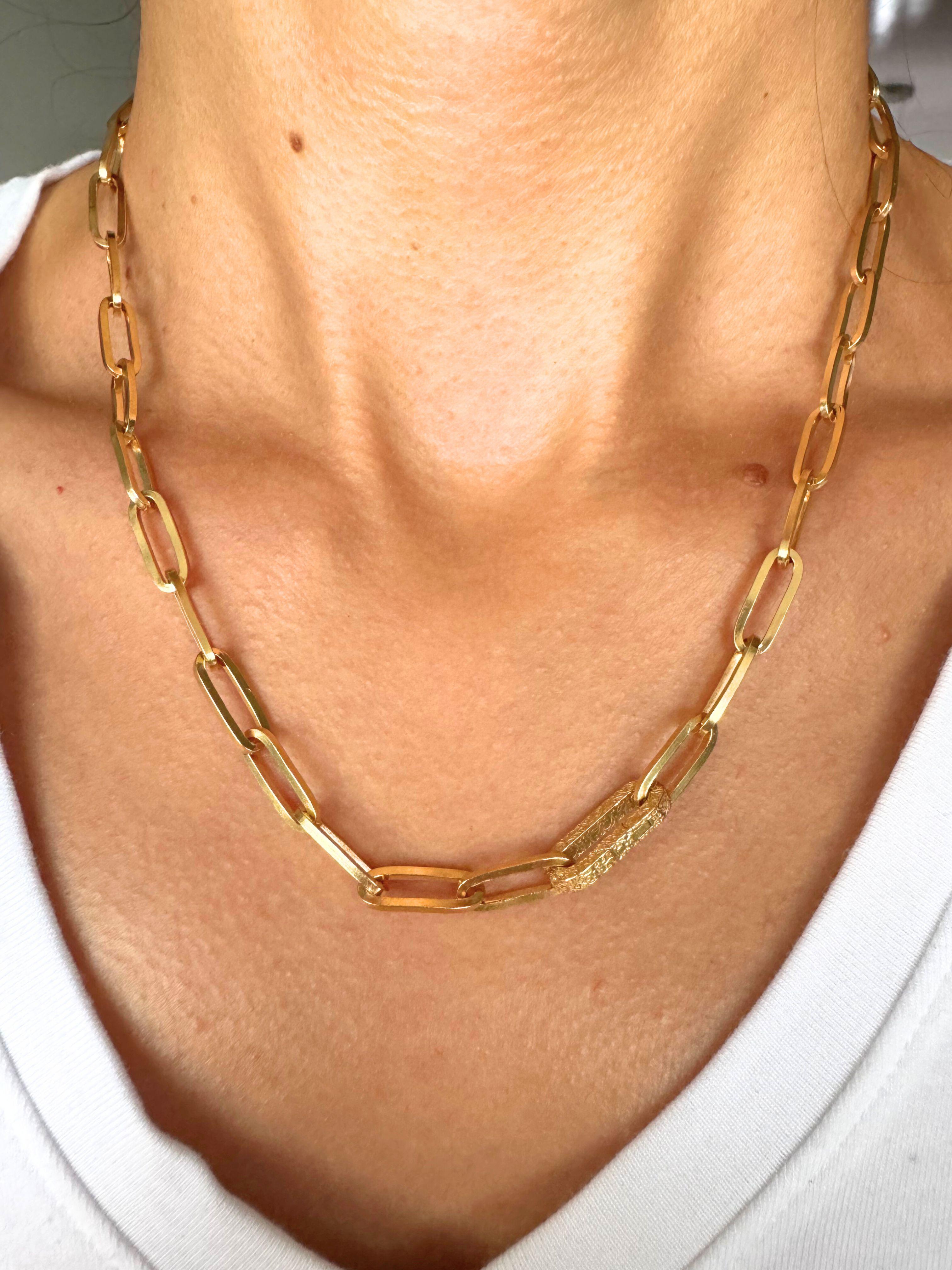 Collar de Cadena Gruesa de Oro Amarillo de 14K con Cierre de Eslabón de Clip de Papel Alargado en venta 4