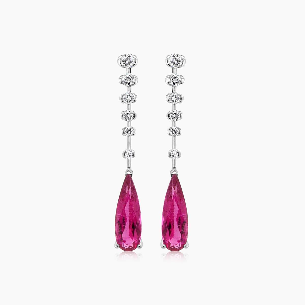 Donna Orecchini a forma di pera allungata con tormalina rosa e diamanti bianchi in oro bianco 18 carati in vendita