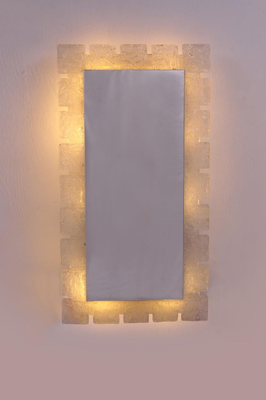 Oblong Plexiglass Hillebrand Illuminated Mirror Germany, 1960

Additional information: 
Dimensions: 47 W x 7 D x 88 H cm 
Period of Time: 1960
Country of origin: Germany
Condition: Good