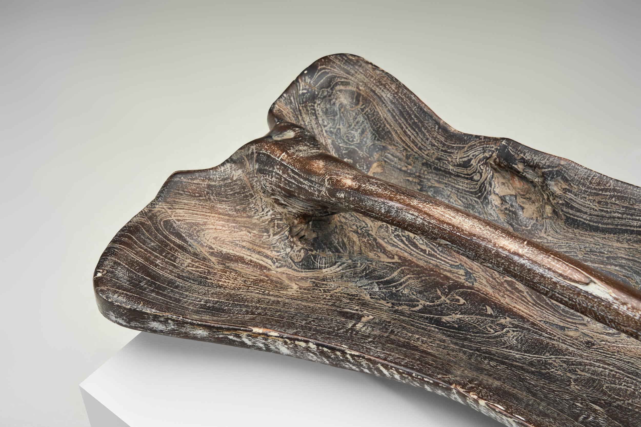 Elongated Sculptural Wooden Bowl, Europe Second half of the 20th Century For Sale 7