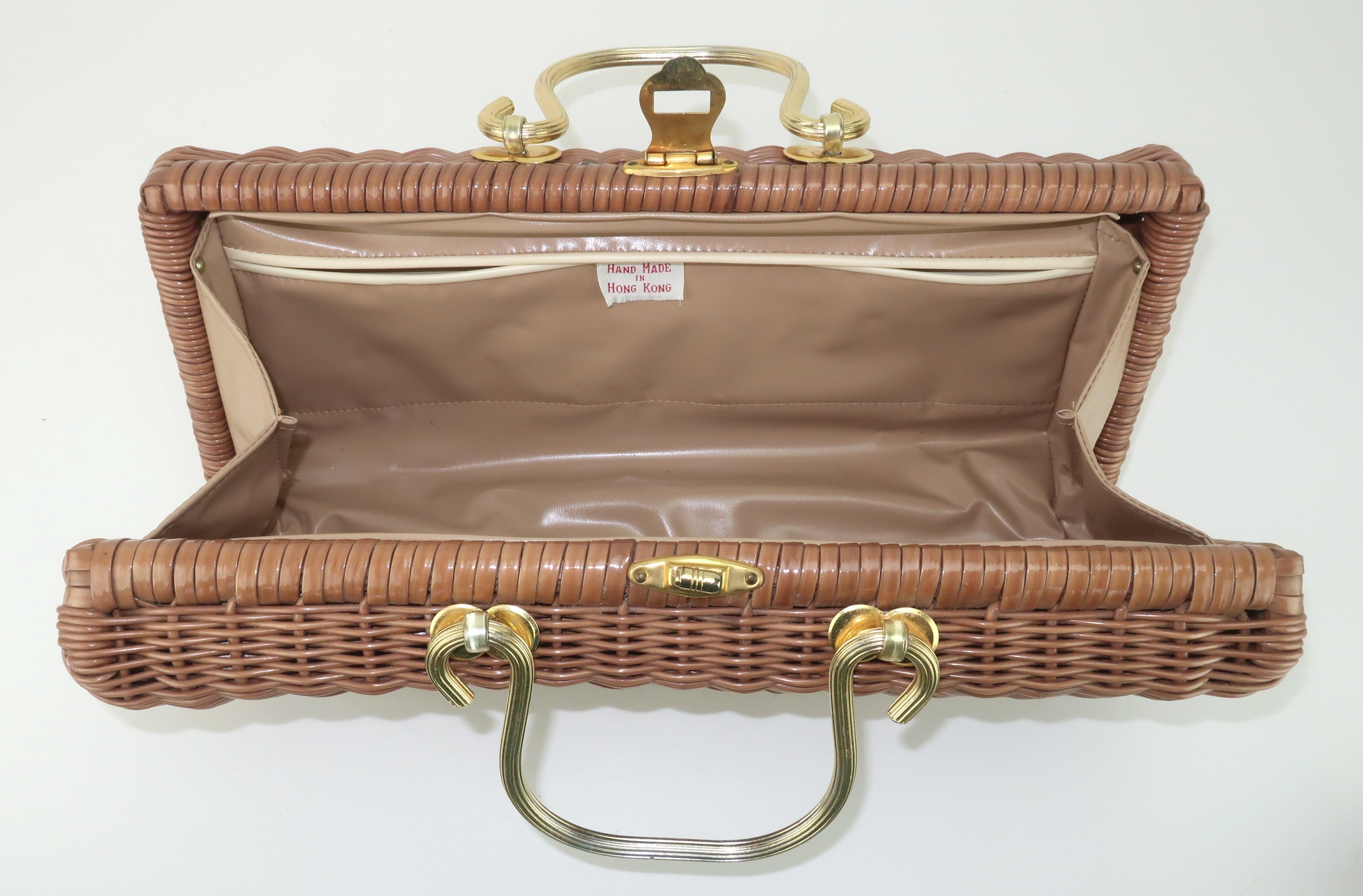 Elongated Straw Handbag With Gold Handles, 1960's For Sale 5