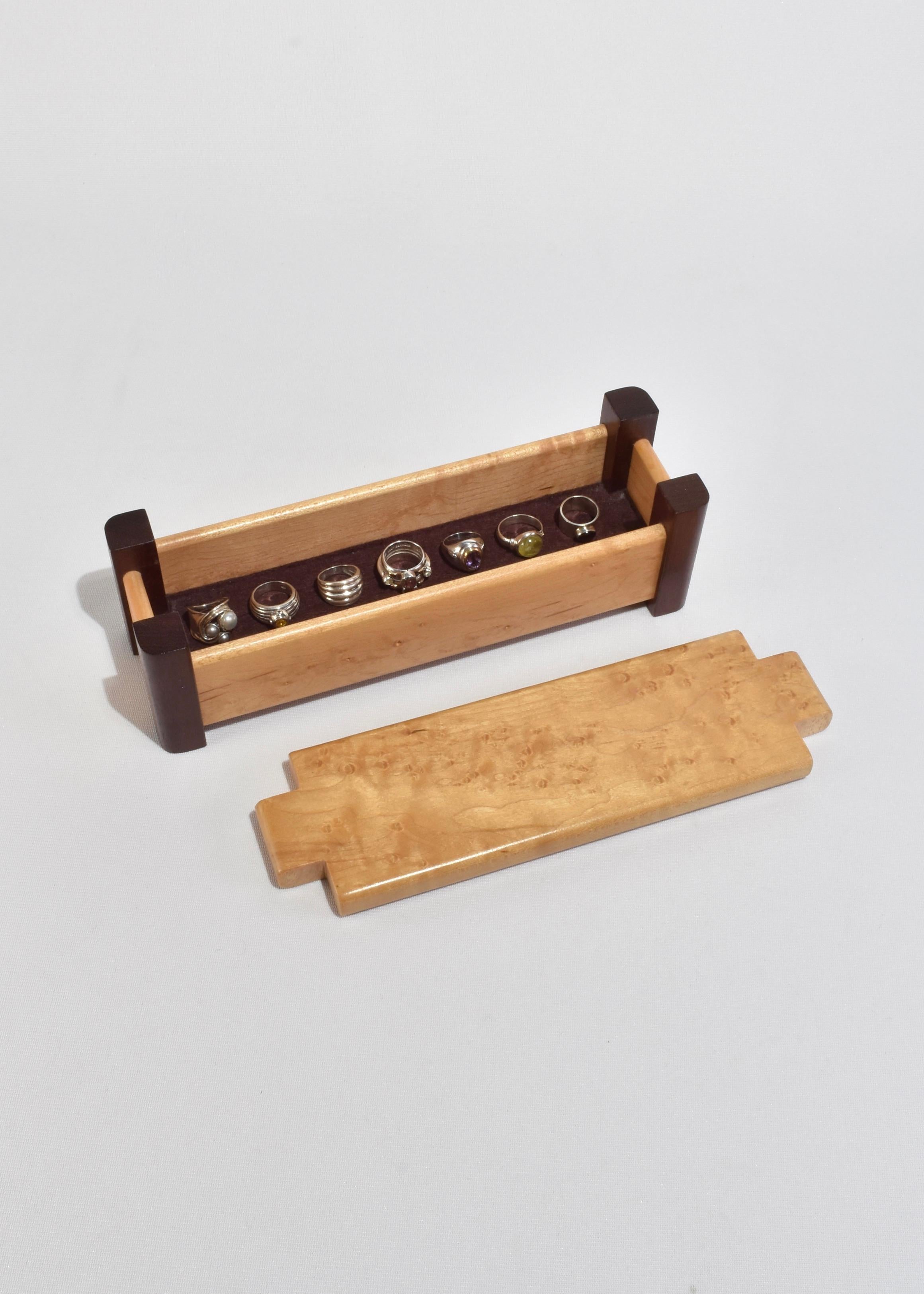 Caja de madera alargada Madera en venta