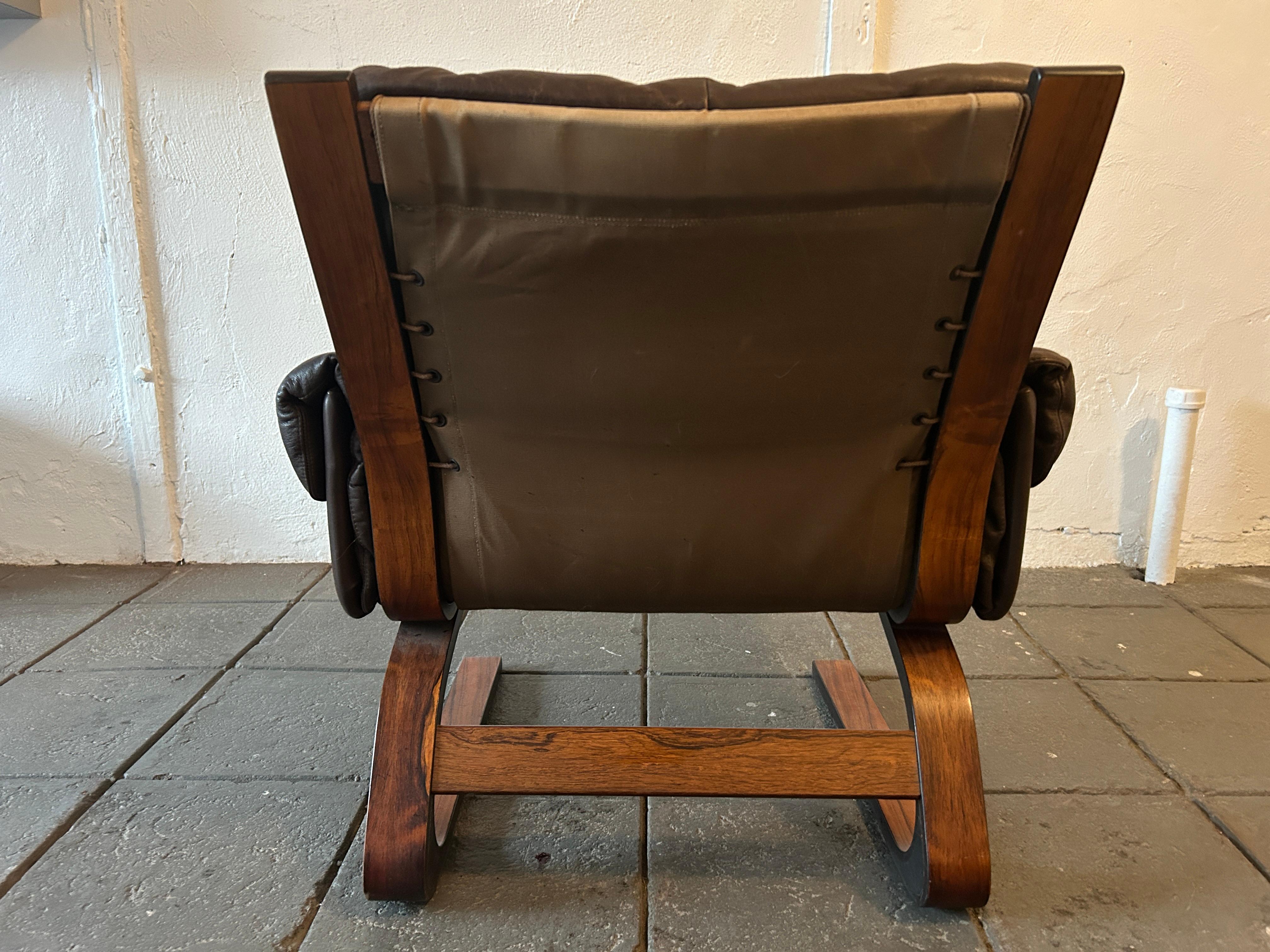Elsa and Nordahl Solheim for Rykken Kengu Scandinavian Modern Lounge Chair In Good Condition In BROOKLYN, NY