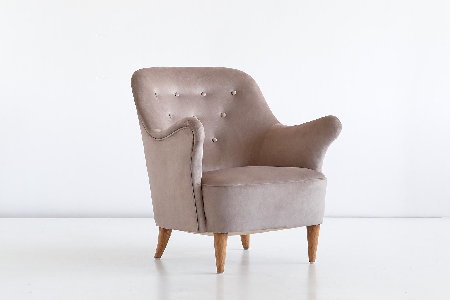 Scandinave moderne Fauteuil Elsa Gullberg en velours taupe et orme, Suède, fin des années 1930 en vente