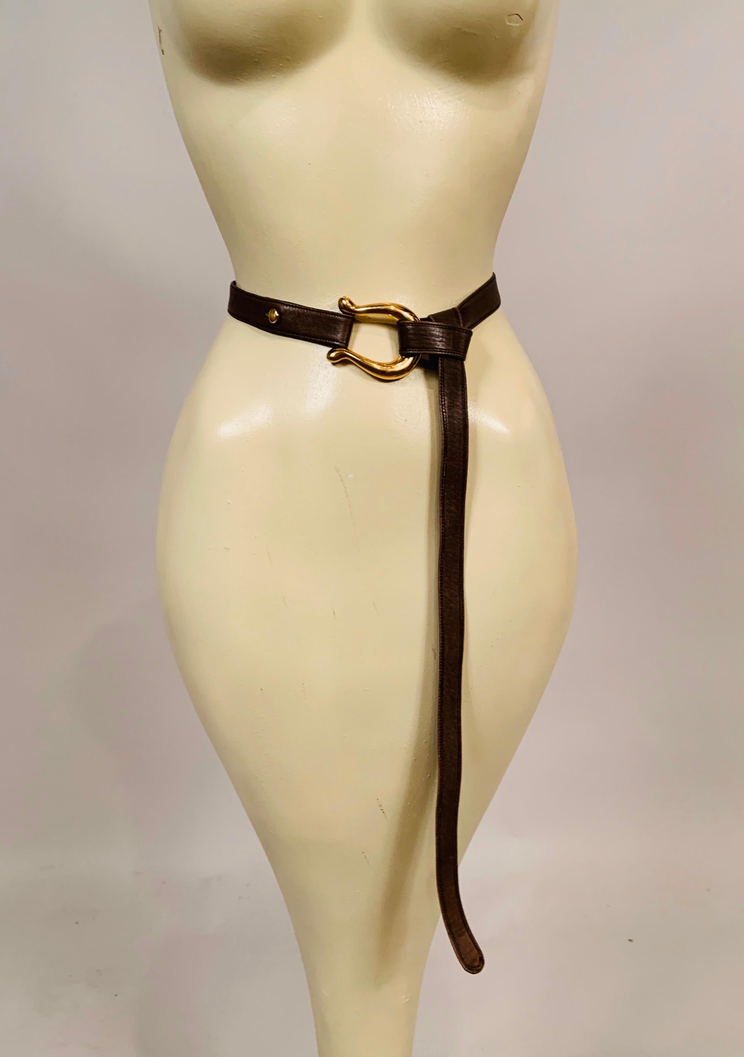Elsa Peretti 18K Gold Buckle for Halston by Tiffany & Co and Three Leather Belts In Excellent Condition In New Hope, PA