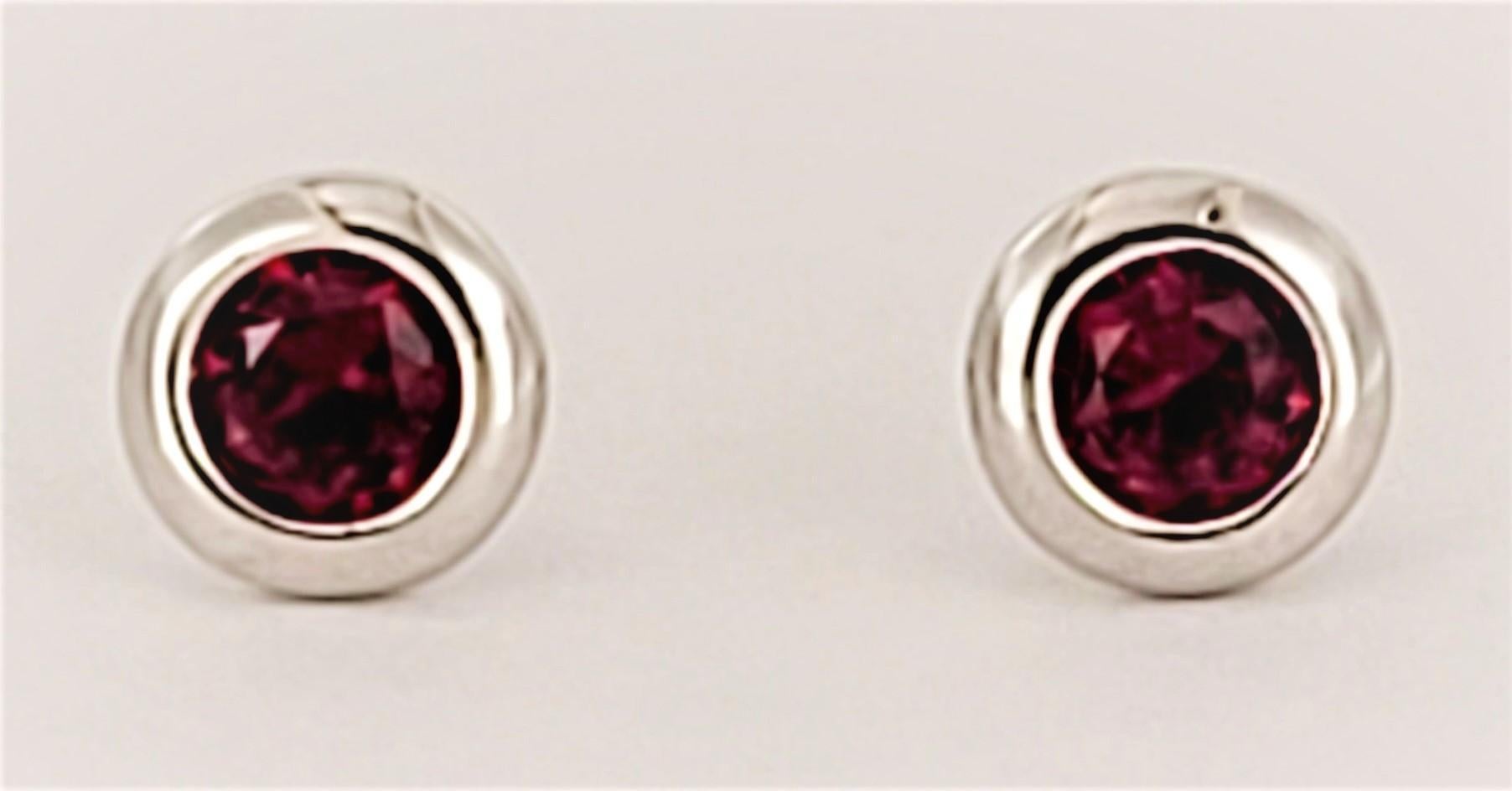 Elsa Peretti  Color by the Yard Earrings in Sterling Silver  with Rubies In New Condition For Sale In New York, NY