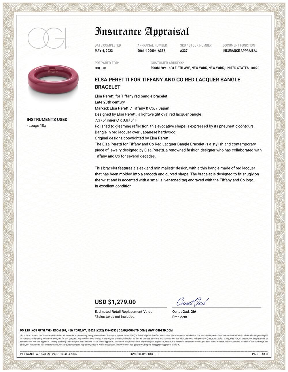 Elsa Peretti for Tiffany red bangle bracelet
Late 20th century
Marked: Elsa Peretti / Tiffany & Co. / Japan
Designed by Elsa Peretti, a lightweight oval red lacquer bangle
7.375