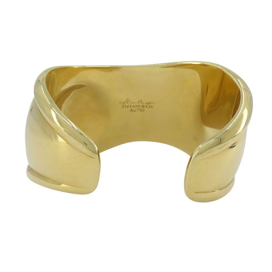 Elsa Peretti for Tiffany & Co. 18k Gold Jade Bone Cuff Bracelet en venta 2