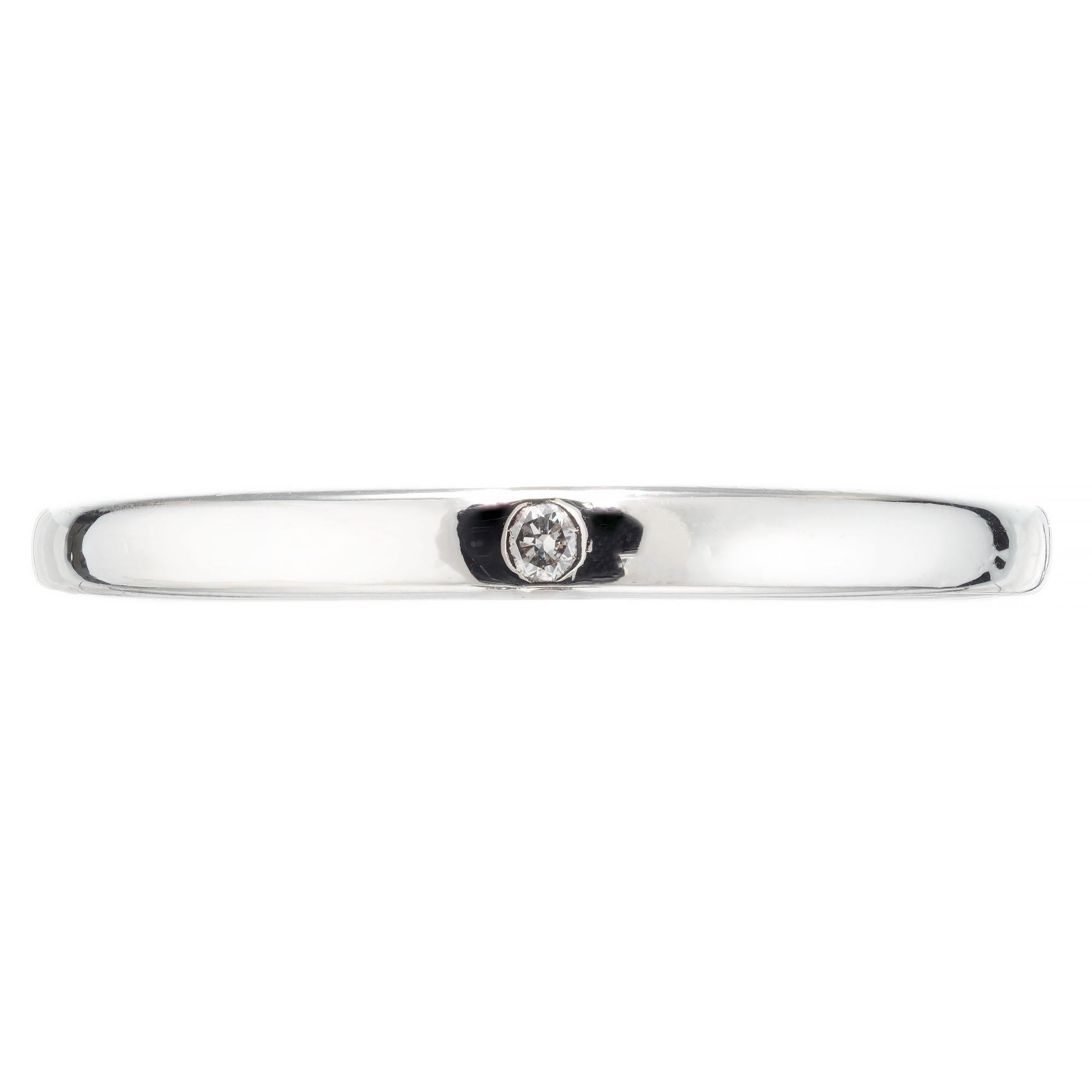 Elsa Peretti pour Tiffany & Co. Bague à anneau en platine avec diamants de 0,02 carat Excellent état - En vente à Stamford, CT