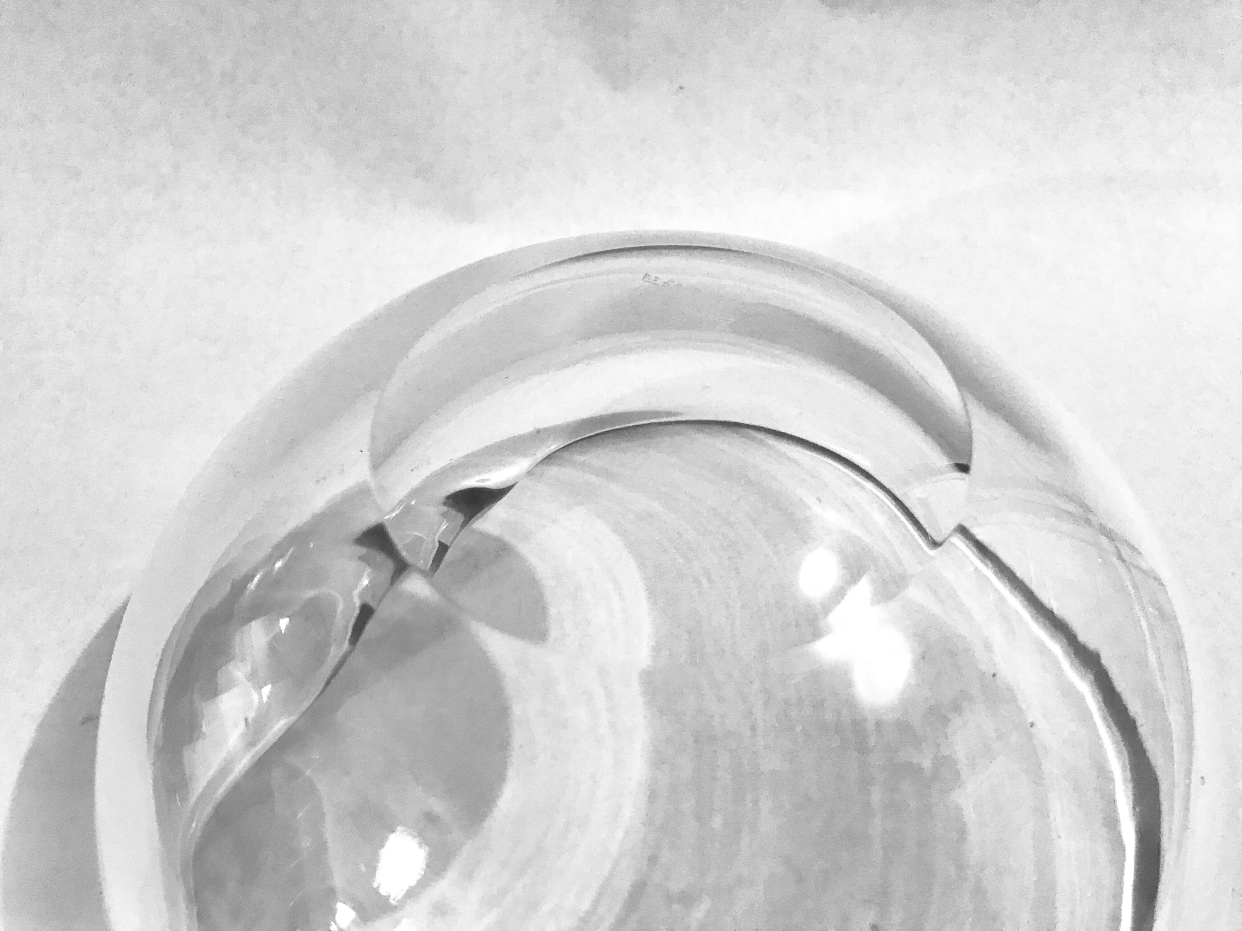 Elsa Peretti for Tiffany & Co. Art Glass Thumbprint Bowl For Sale 6
