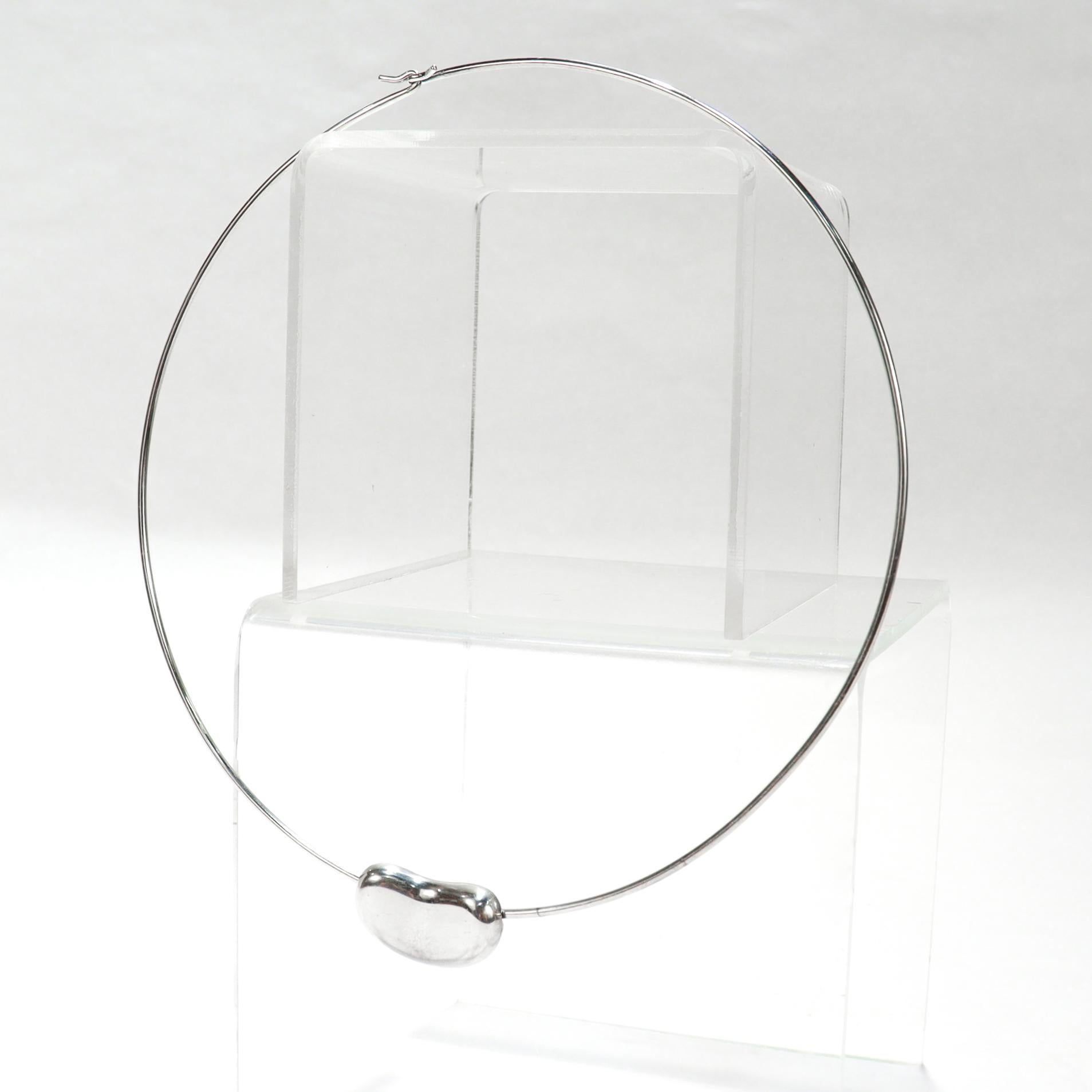 Collar gargantilla Elsa Peretti for Tiffany & Co. 'Bean' de plata de ley de 18 pulgadas en venta 7