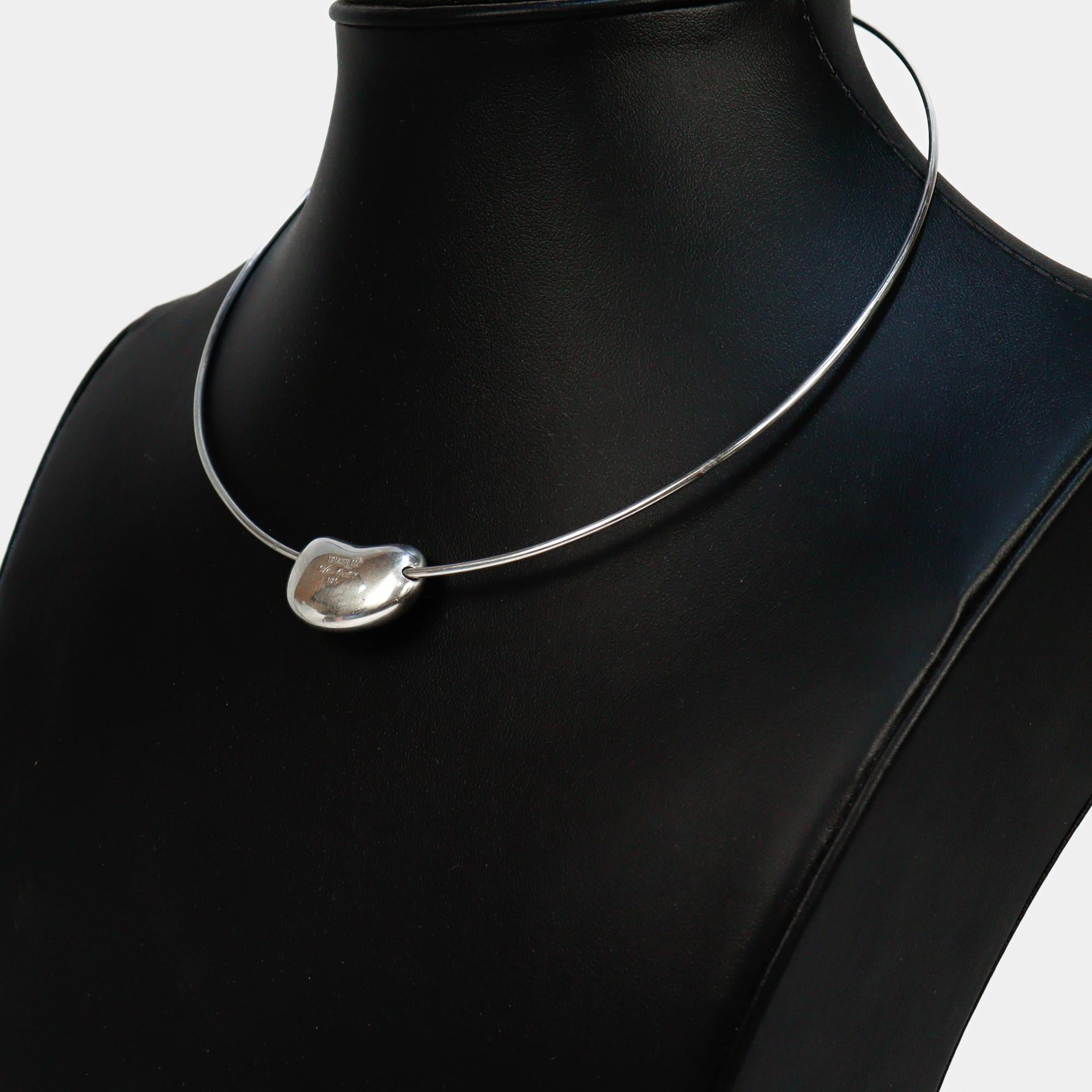 Collar gargantilla Elsa Peretti for Tiffany & Co. 'Bean' de plata de ley de 18 pulgadas en venta 3