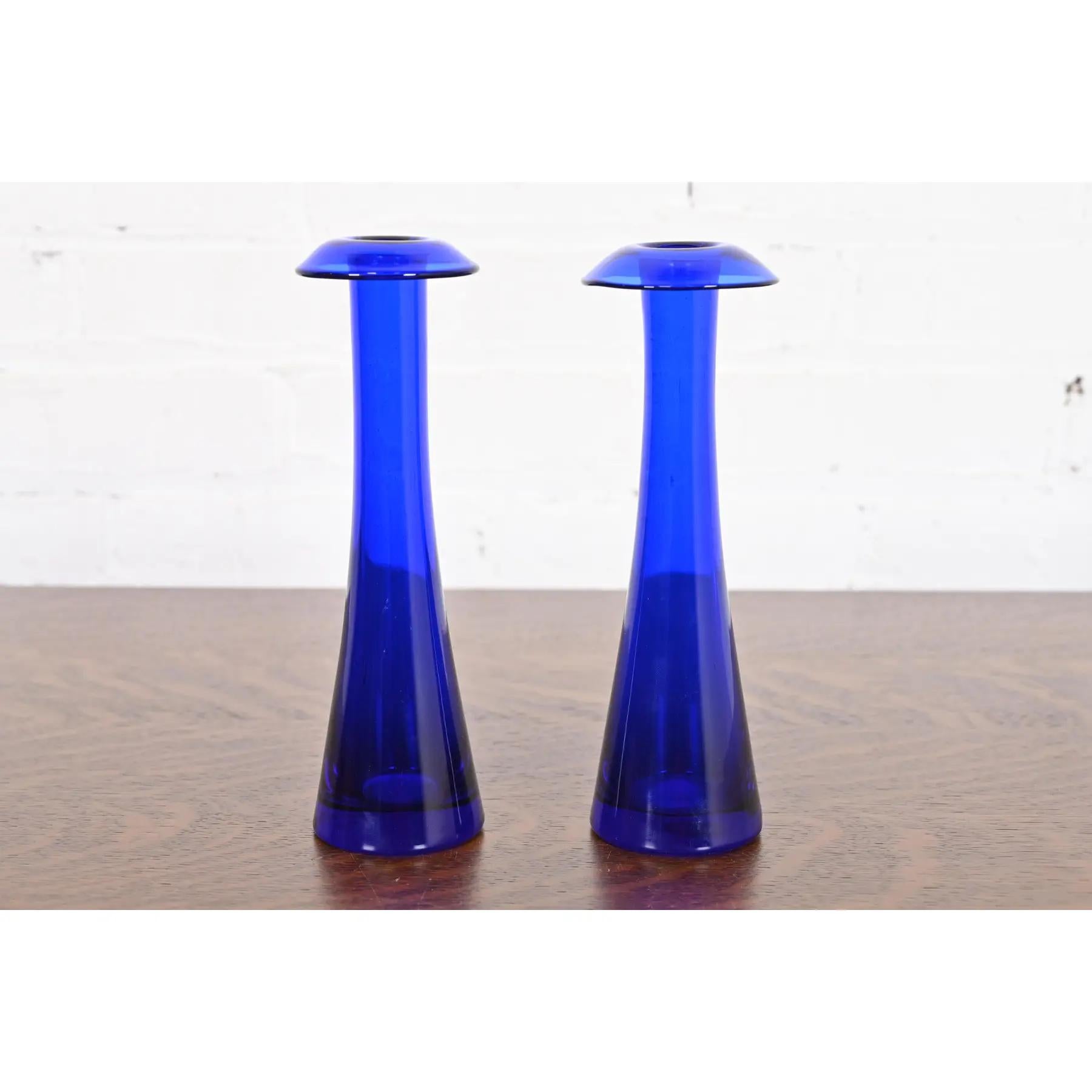 A gorgeous pair of cobalt blue Murano glass candlesticks

Designed by Elsa Peretti for Tiffany & Co.

Produced by Archimede Seguso

Italy, Circa 1970s

Measures: 2.5