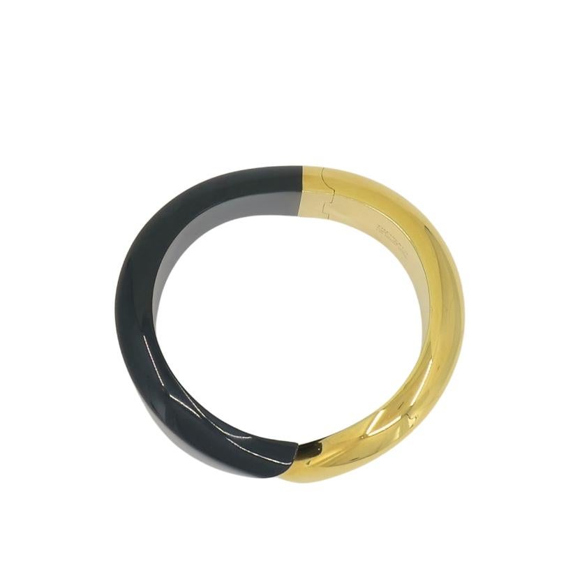 Elsa Peretti for Tiffany & Co. Cuff Bracelet Black Jade 18k Gold Corte mixto en venta