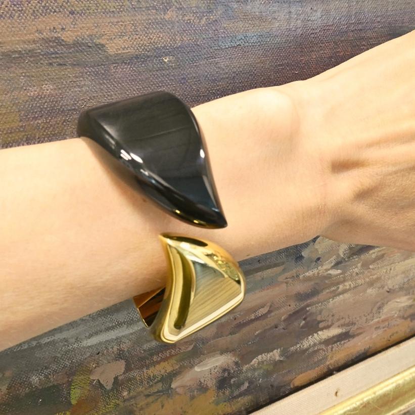 Elsa Peretti for Tiffany & Co. Cuff Bracelet Black Jade 18k Gold en venta 3