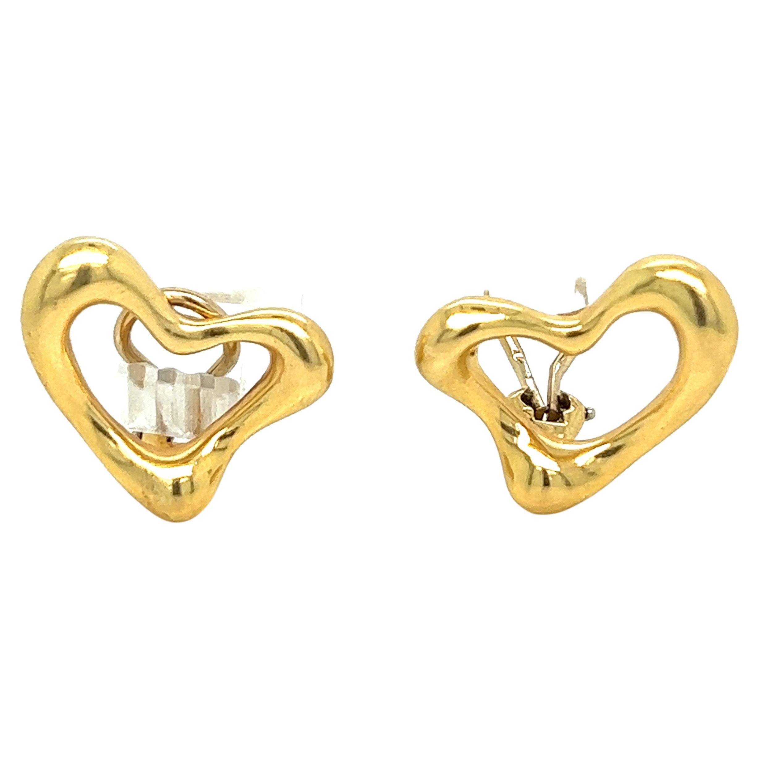 Elsa Peretti pour Tiffany & Co. Clips d'oreilles en forme de coeur en or 