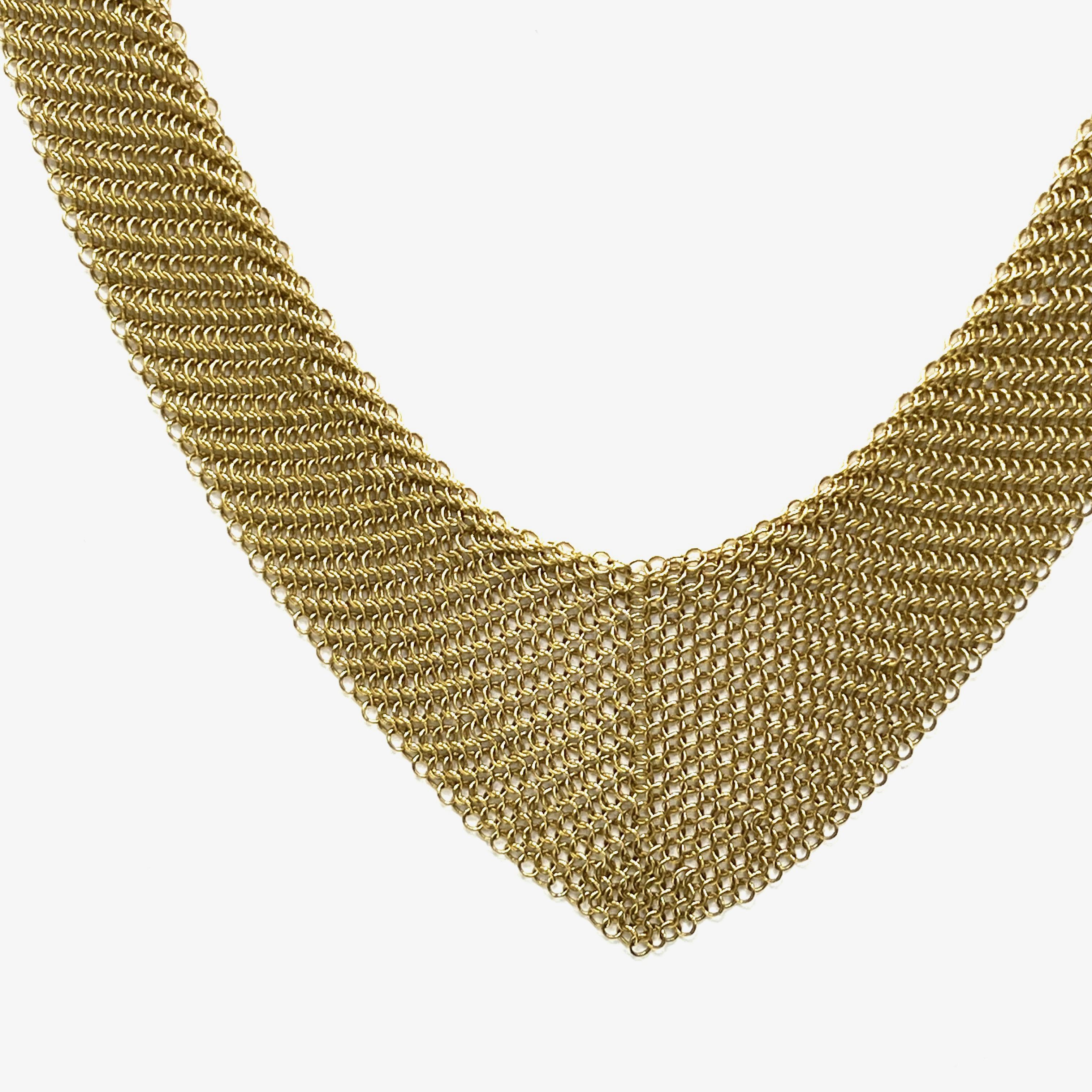 Elsa Peretti for Tiffany & Co. gold mesh long necklace

18 karat yellow gold; marked Tiffany & Co., 18k, Peretti

Size: width 1.75 inches (thickest part), length 26.5 inches
Total weight: 55.8 grams