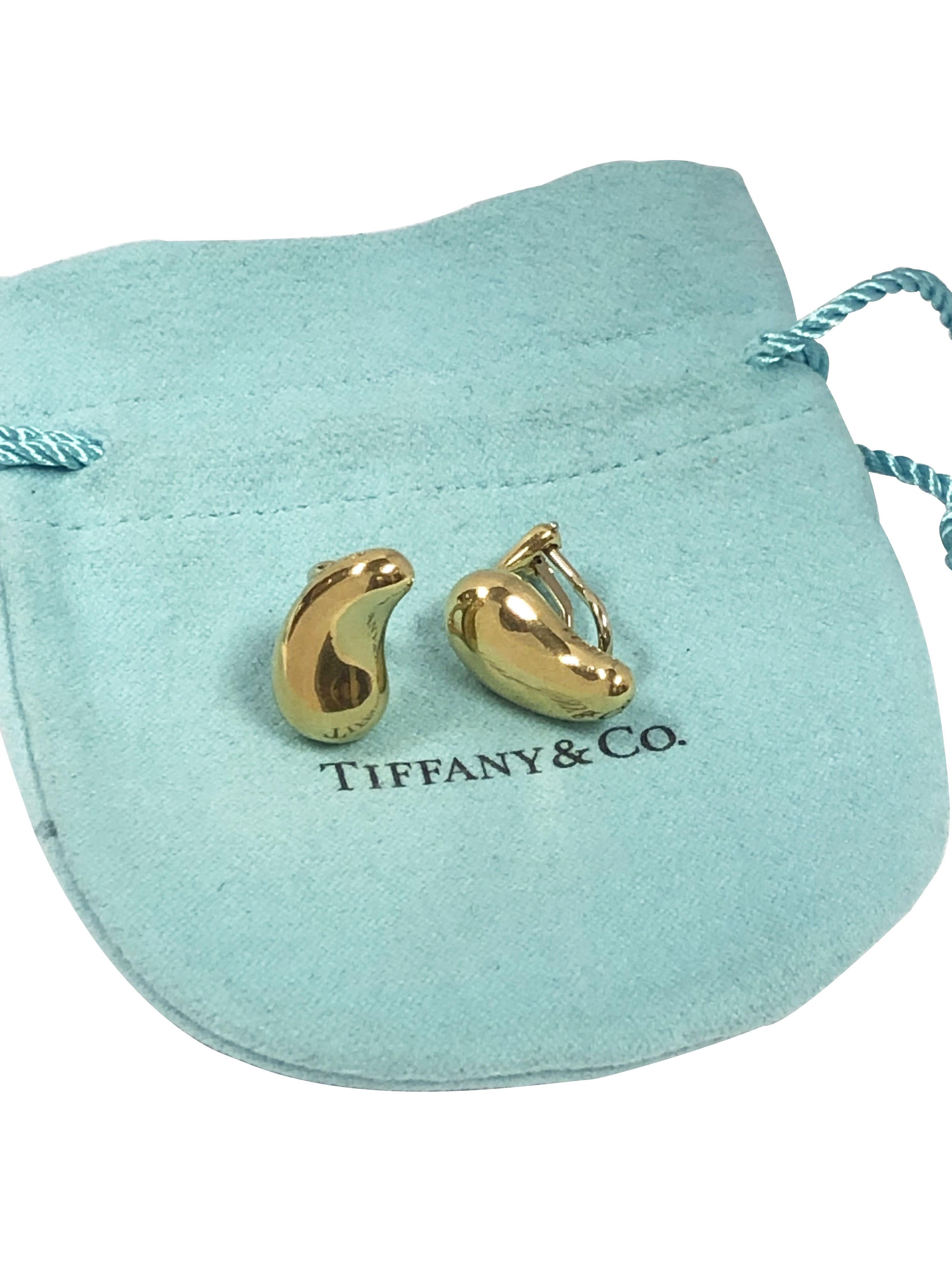 Elsa Peretti for Tiffany & Co. Iconic 18k Gold Bean Earrings For Sale 1