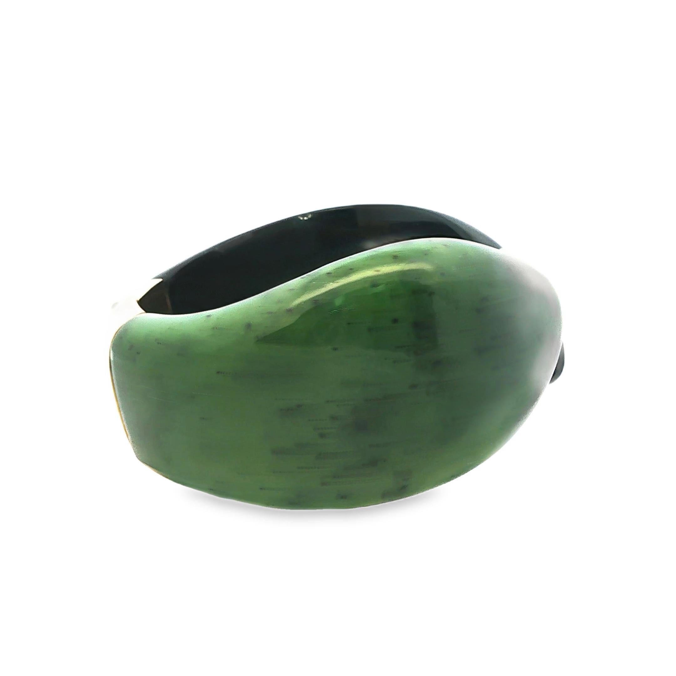 Elsa Peretti for Tiffany & Co. Bracciale in nefrite e giada nera, anni '80 In condizioni buone in vendita a New York, NY