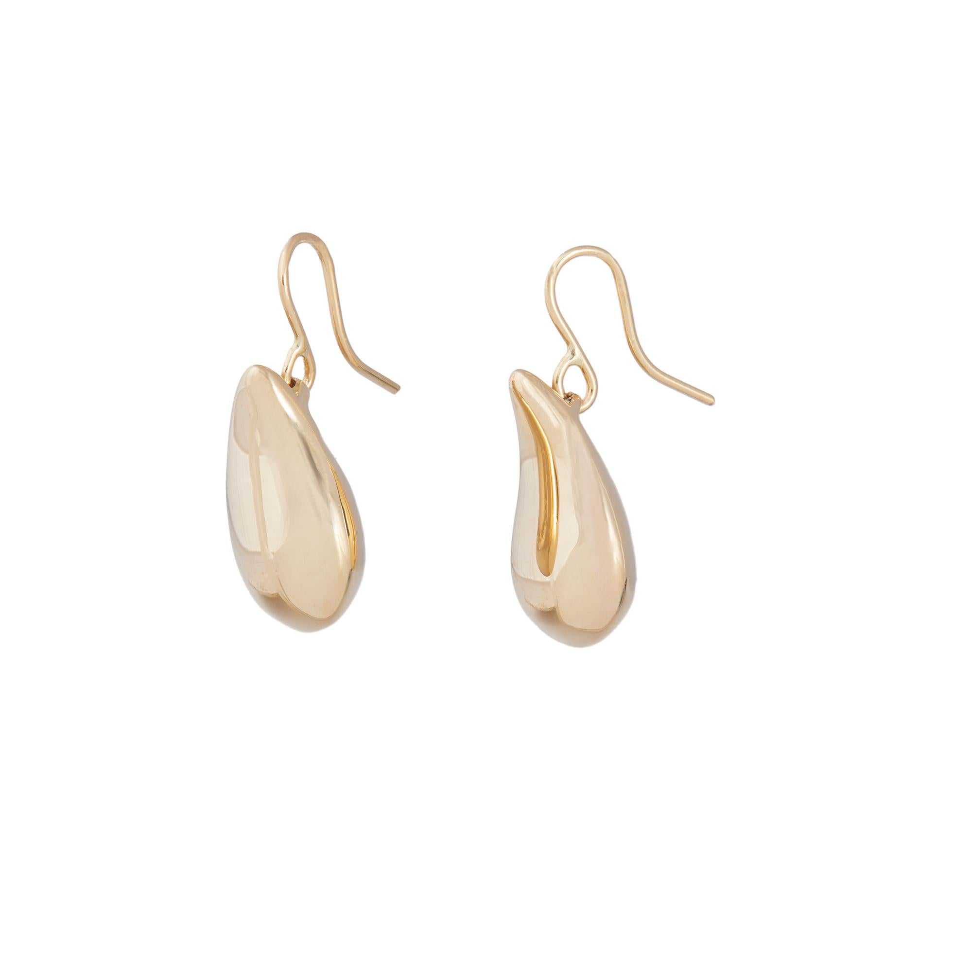 Contemporary Elsa Peretti for Tiffany & Co. Yellow Gold Teardrop Earrings