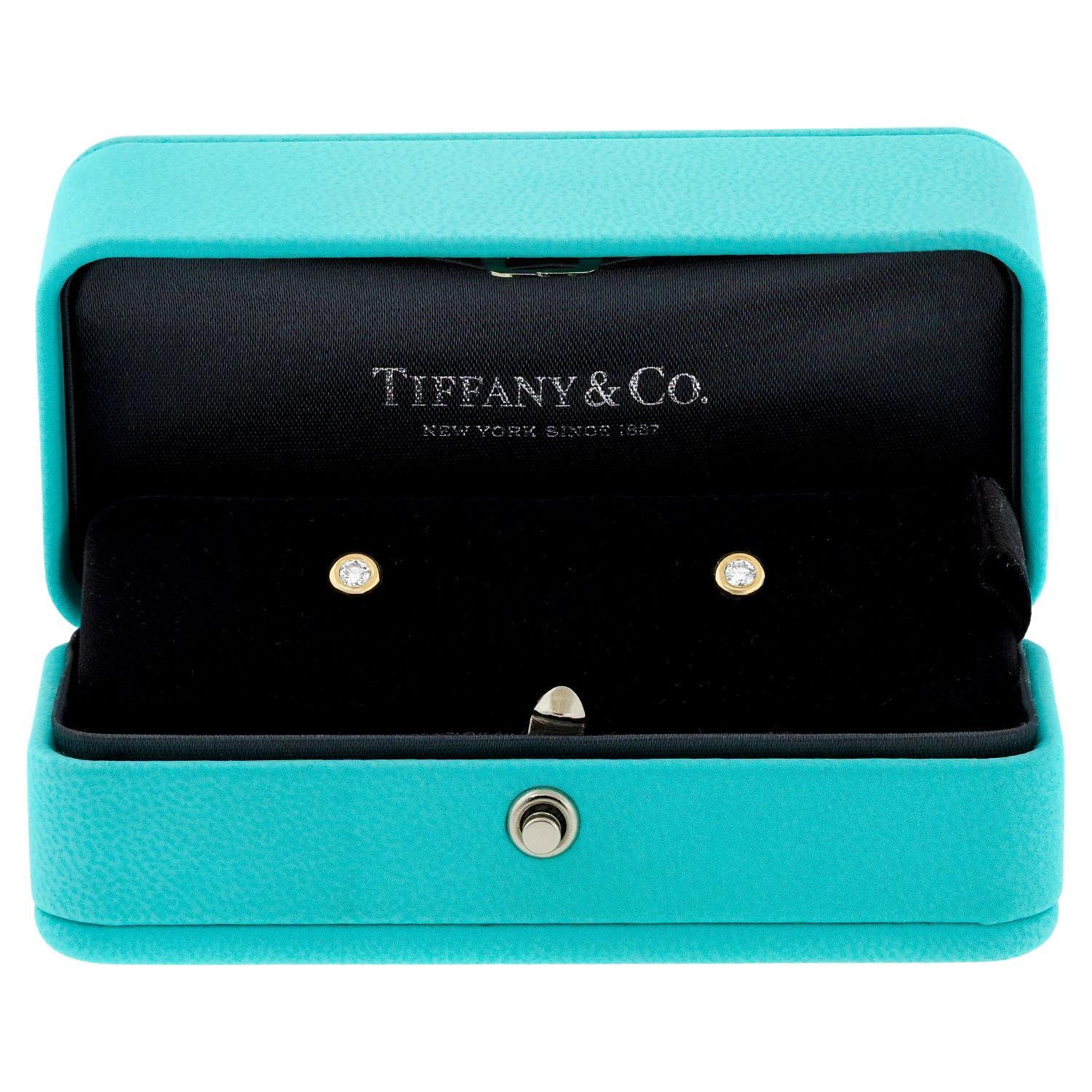 Elsa Peretti per le borchie di diamanti Tiffany in vendita