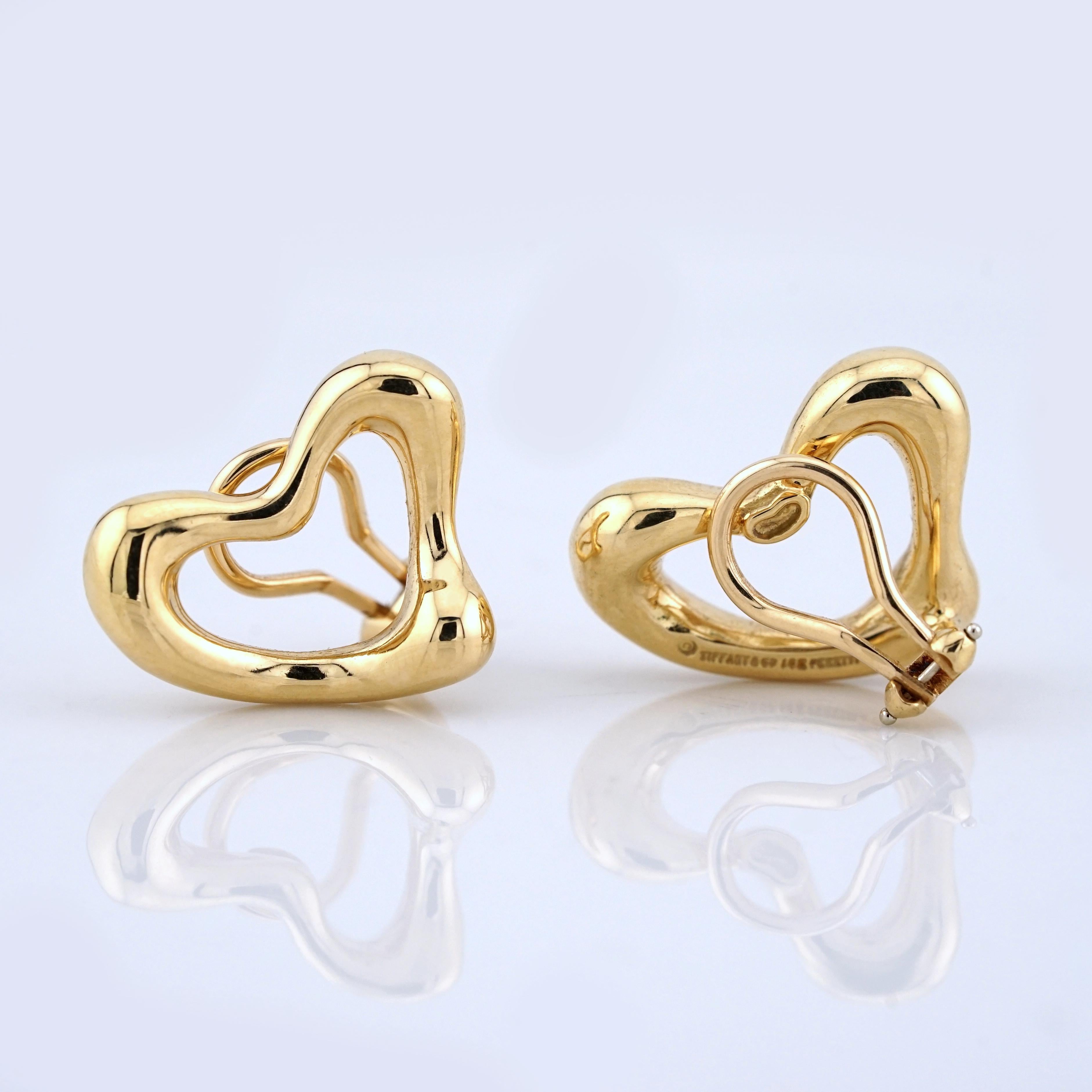 Contemporary Elsa Peretti Open Heart Earrings in 18K Yellow Gold Large Model For Sale