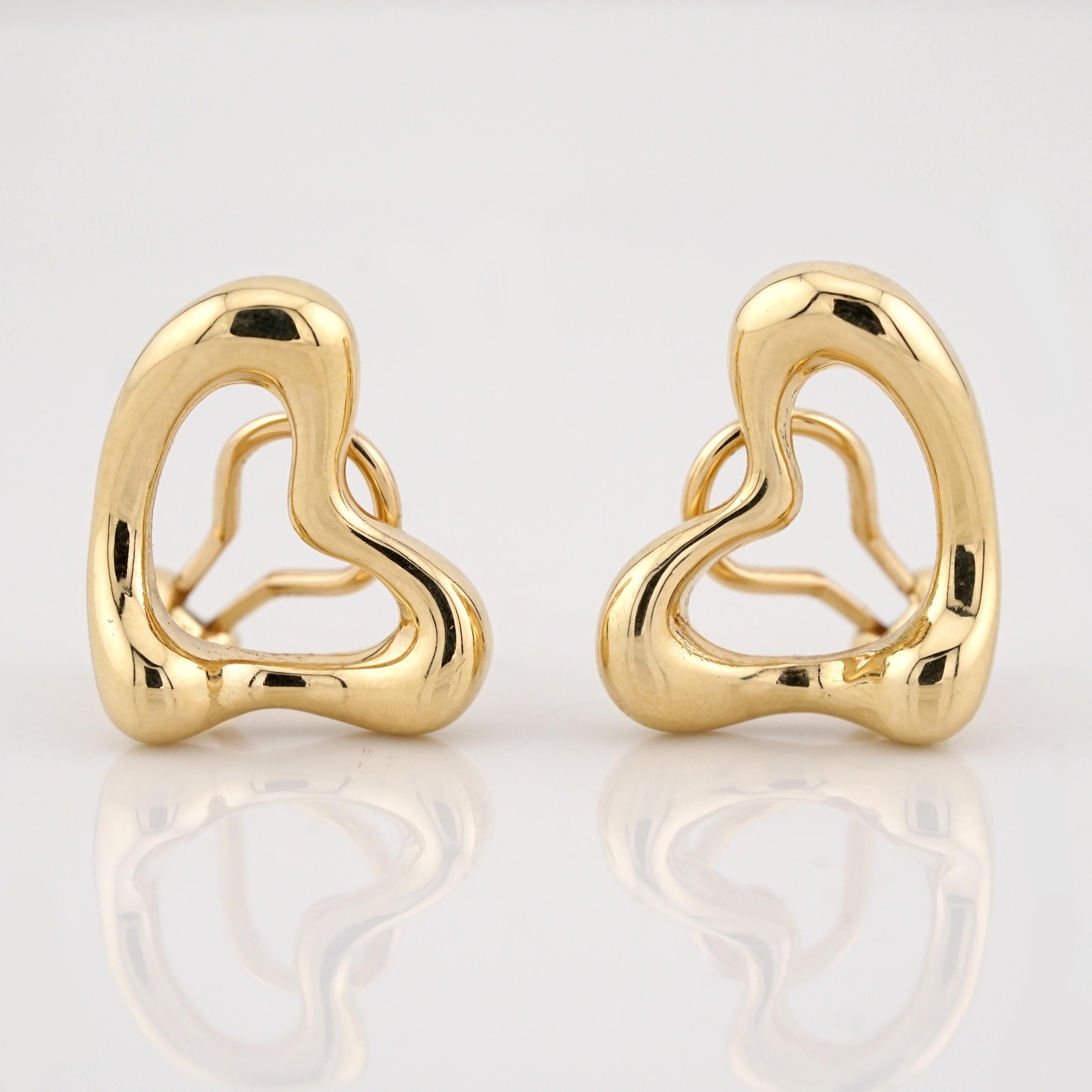 Elsa Peretti Open Heart Earrings in 18K Yellow Gold Large Model In Excellent Condition For Sale In Chicago, IL
