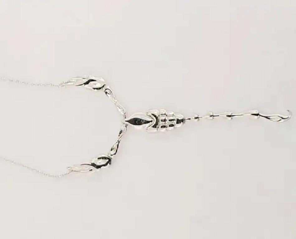 Elsa Peretti Scorpion Pendant in Sterling Silver
Mint condition
Gender Women
Type Pendant
Metal Sterling silver 925
Pendant Scorpion
Weight 11.5gr
Chain length 14''
Comes with Tiffany& Co Pendant Box