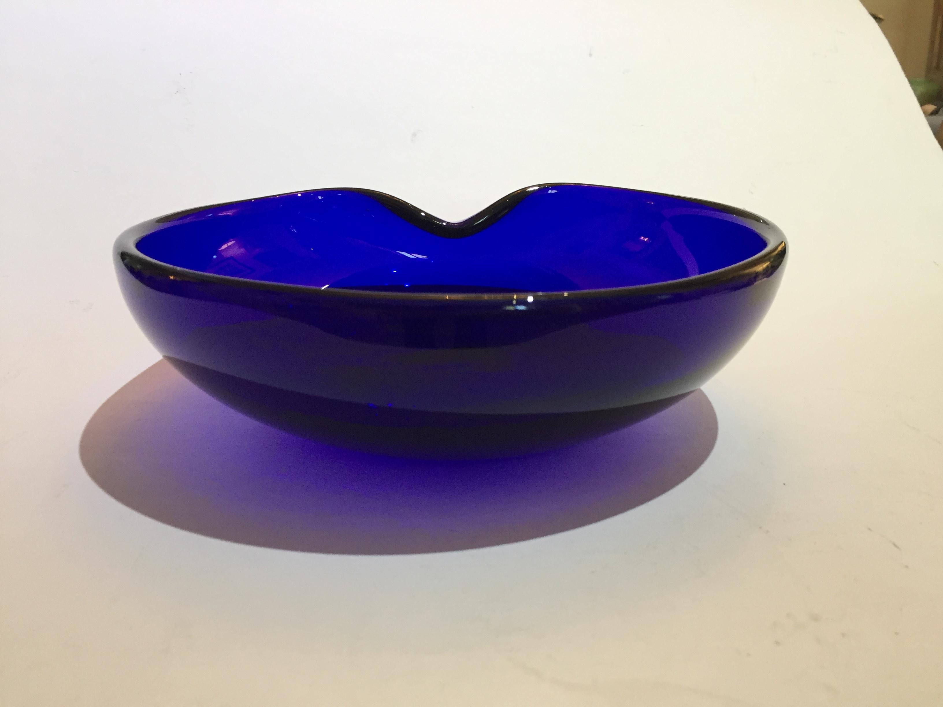 tiffany bowl blue